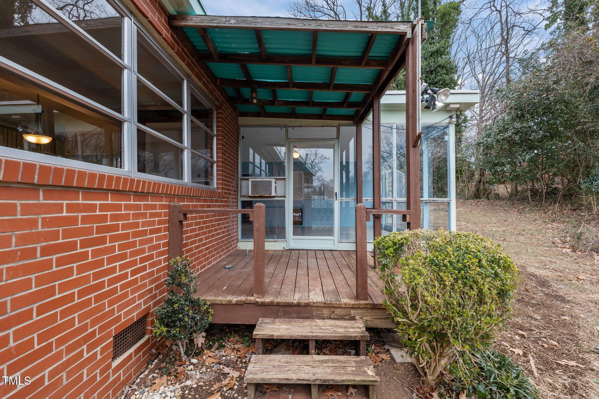 515 W Cardinal Street