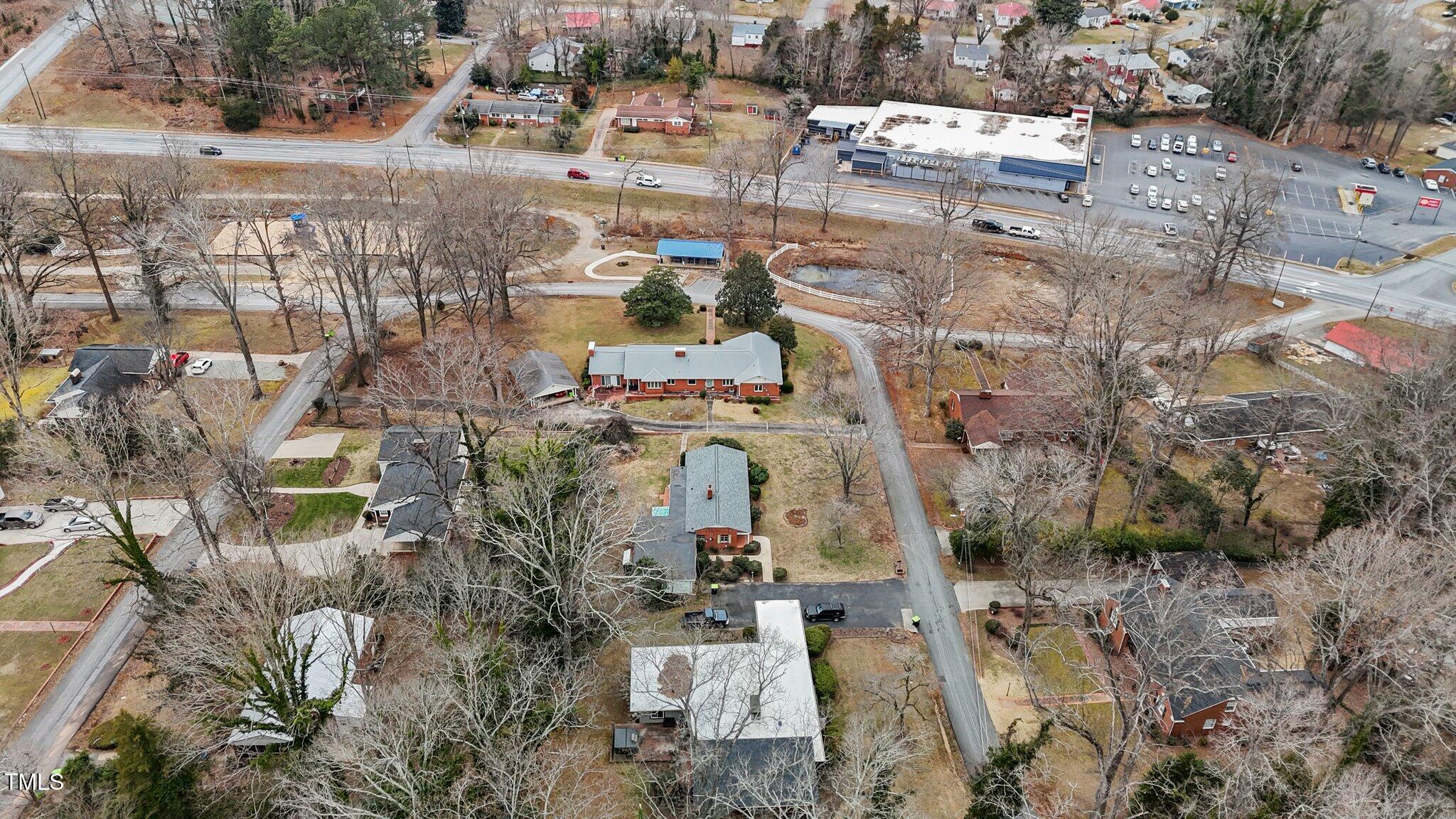 515 W Cardinal Street