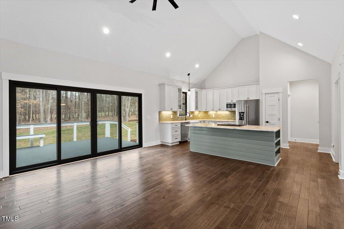 195 Daniel Ridge Lane