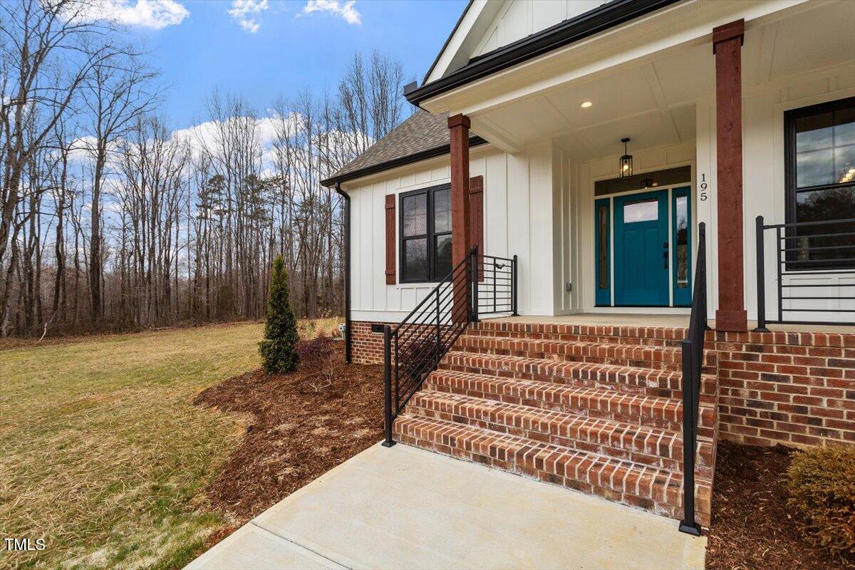 195 Daniel Ridge Lane