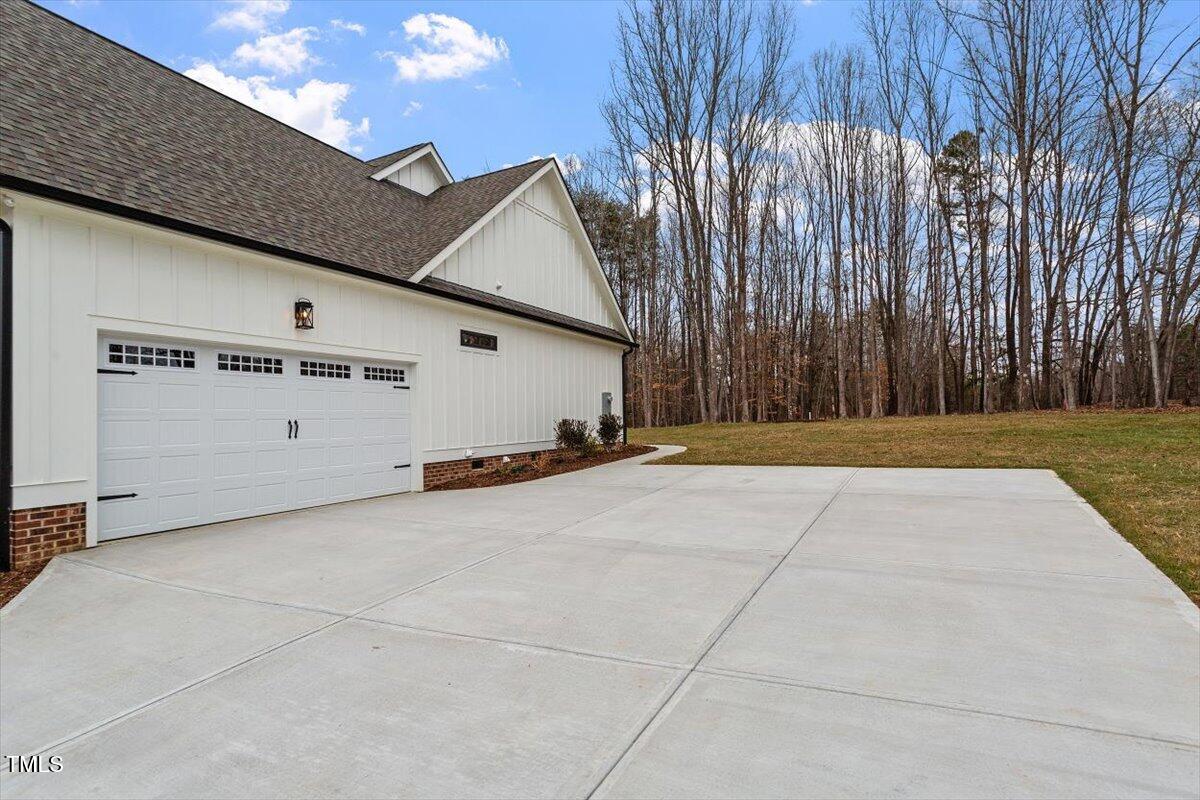 195 Daniel Ridge Lane