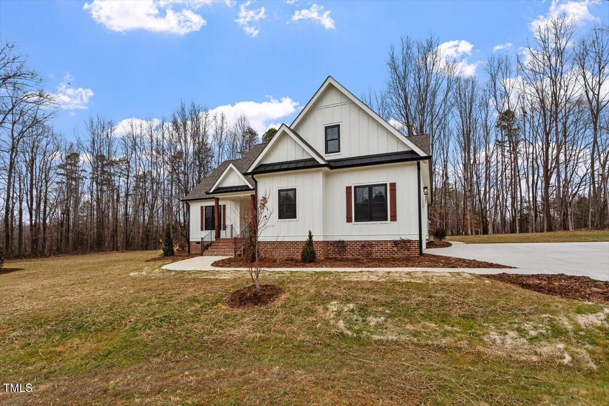 195 Daniel Ridge Lane