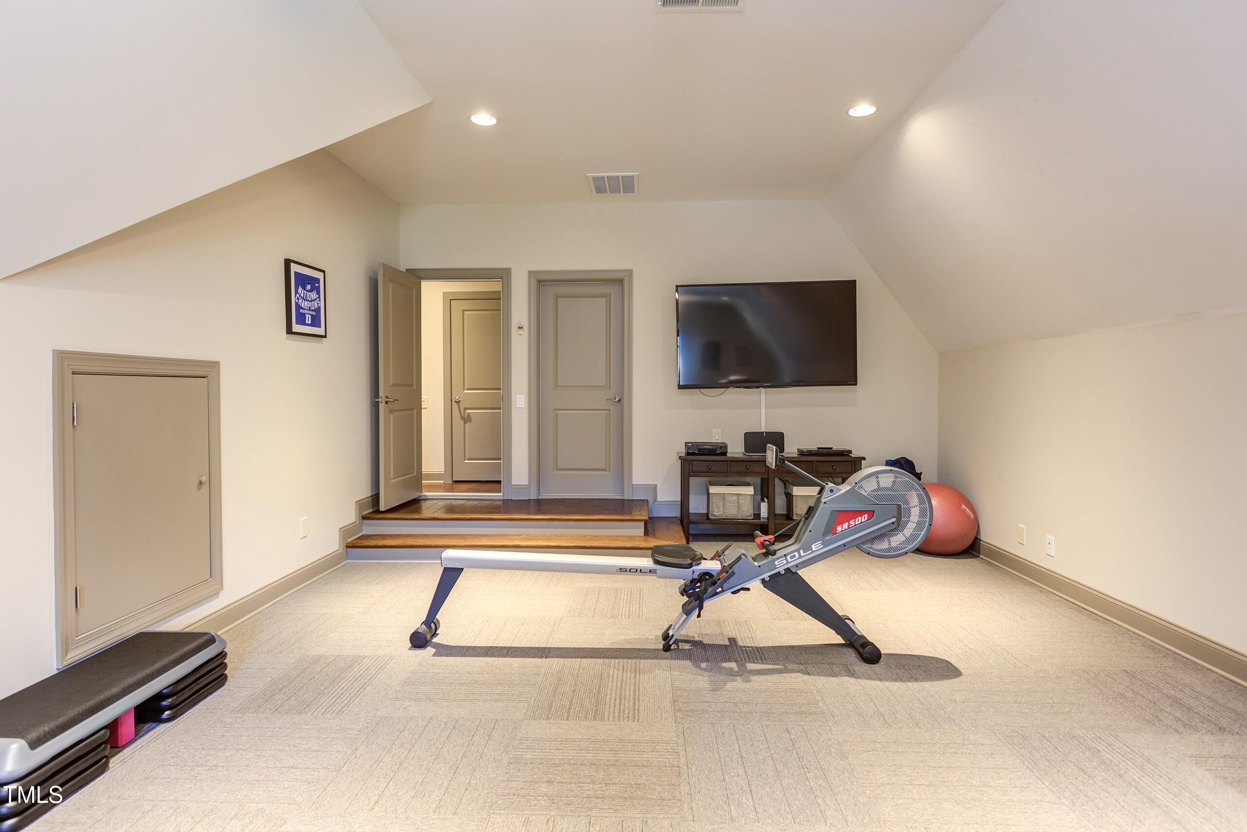 6105 Valencia Court