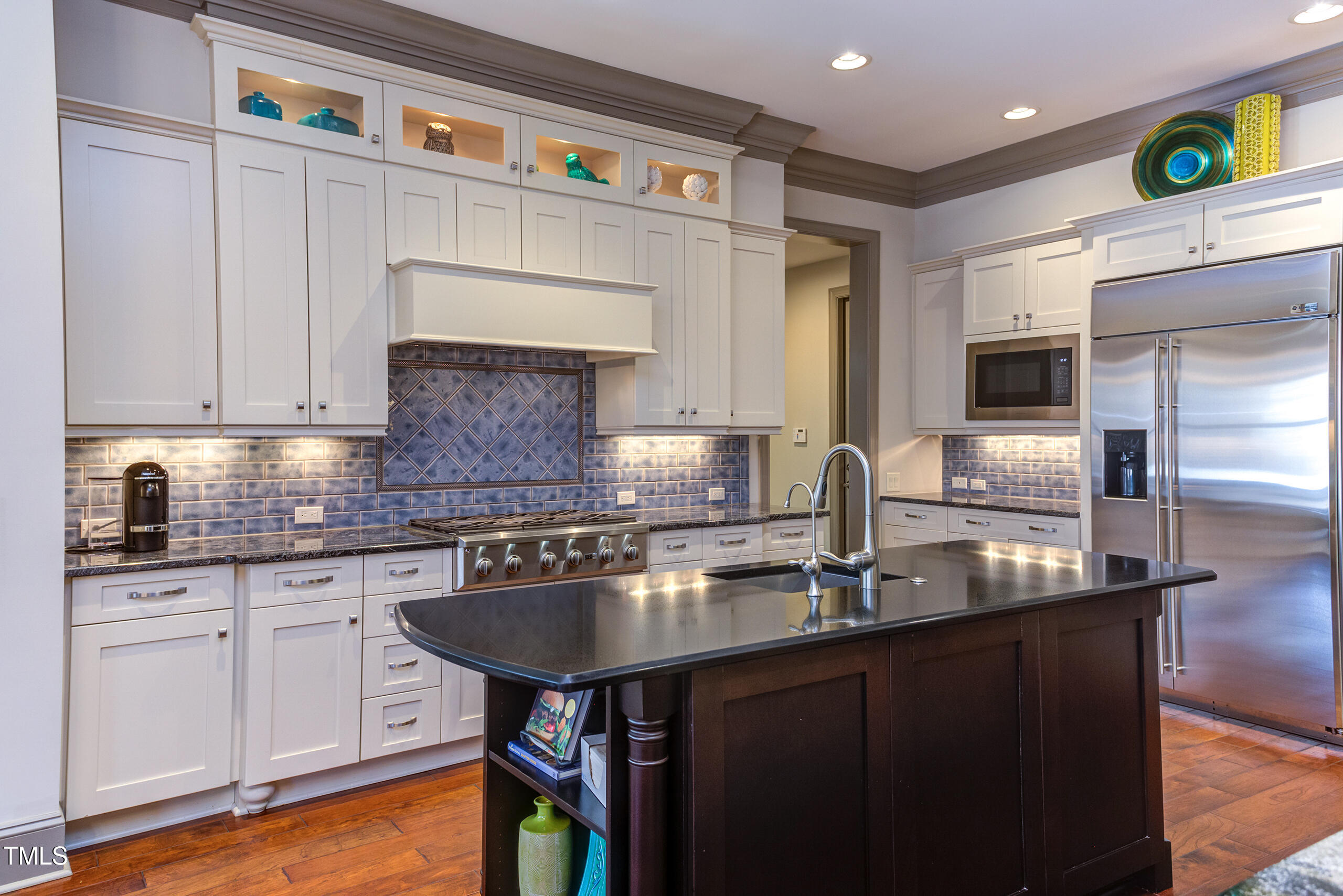6105 Valencia Court