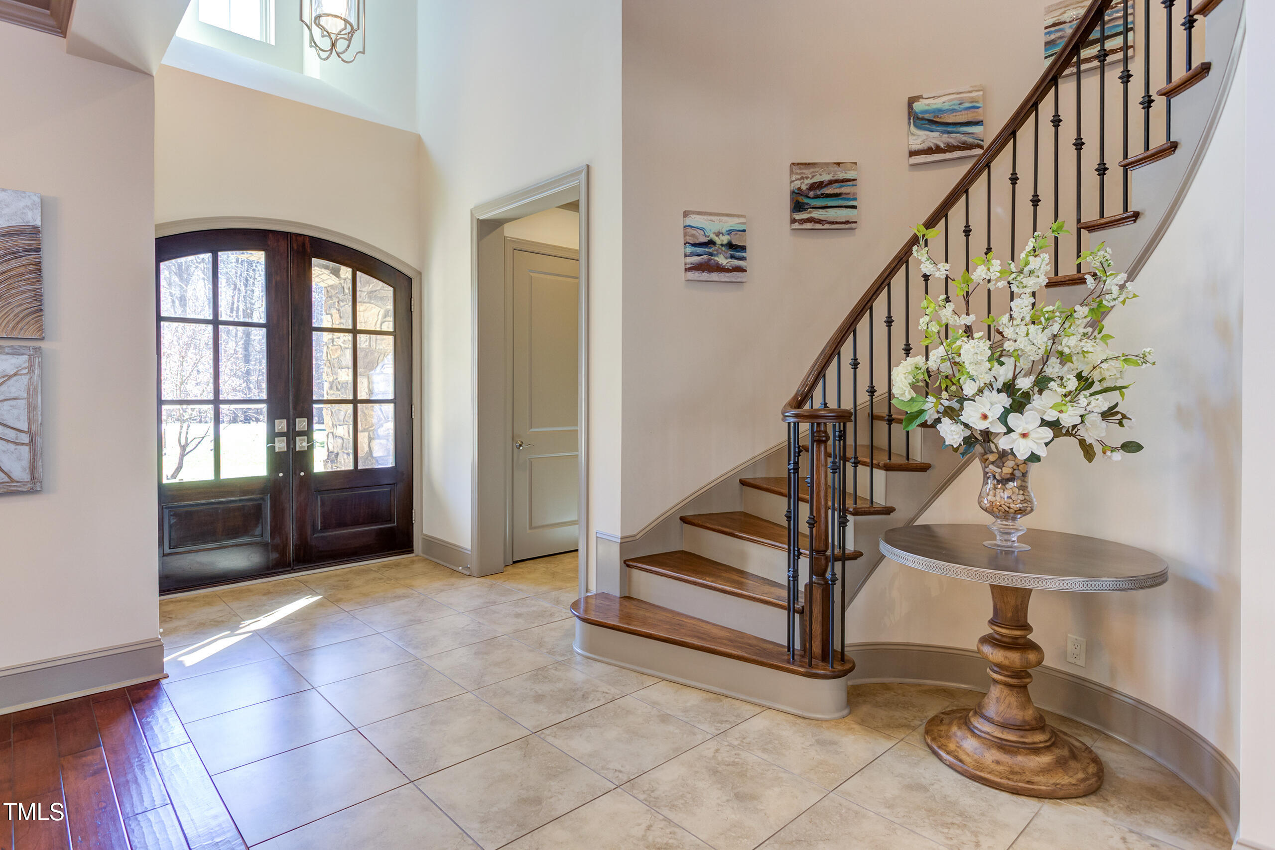 6105 Valencia Court