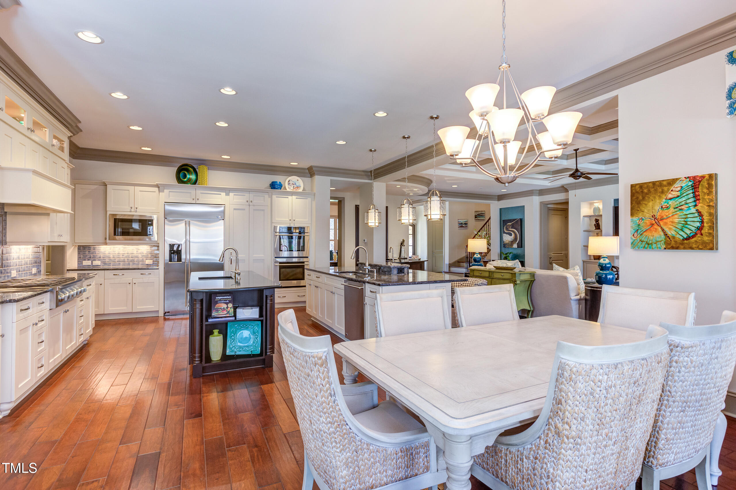 6105 Valencia Court