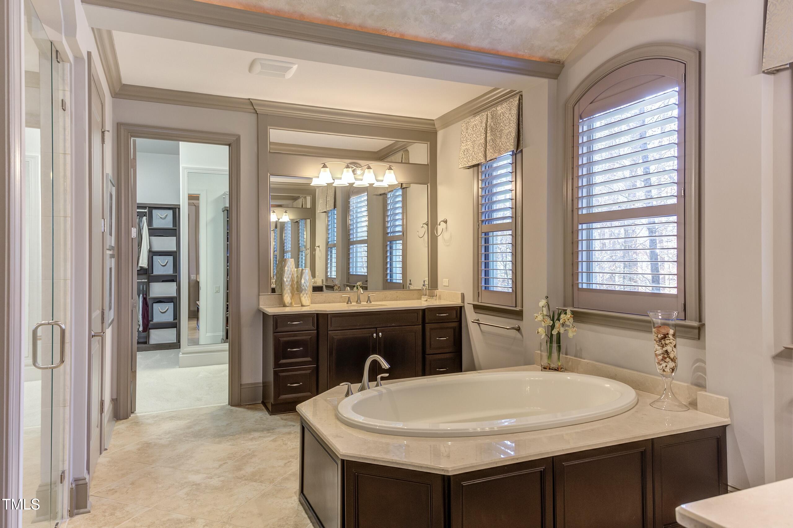 6105 Valencia Court