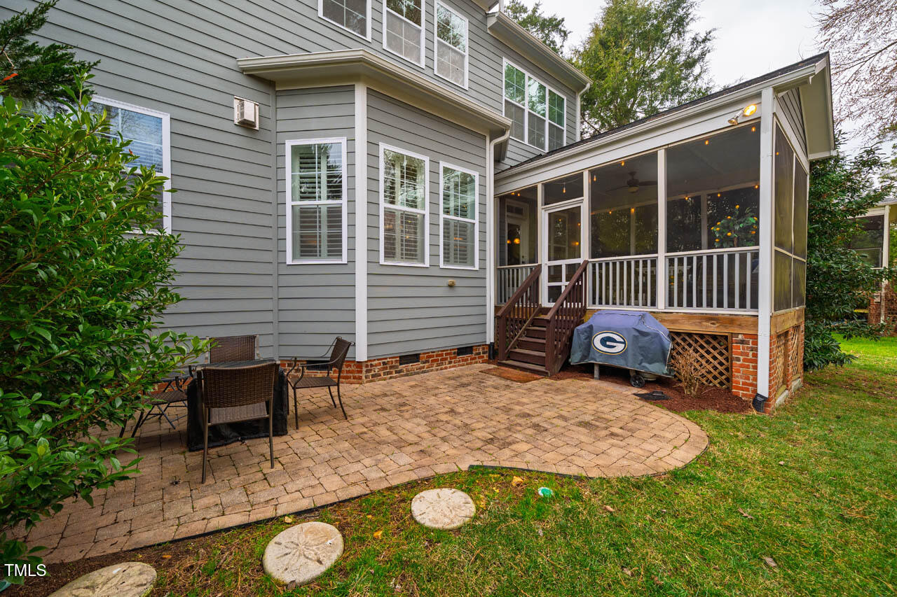 812 Long Meadows Road