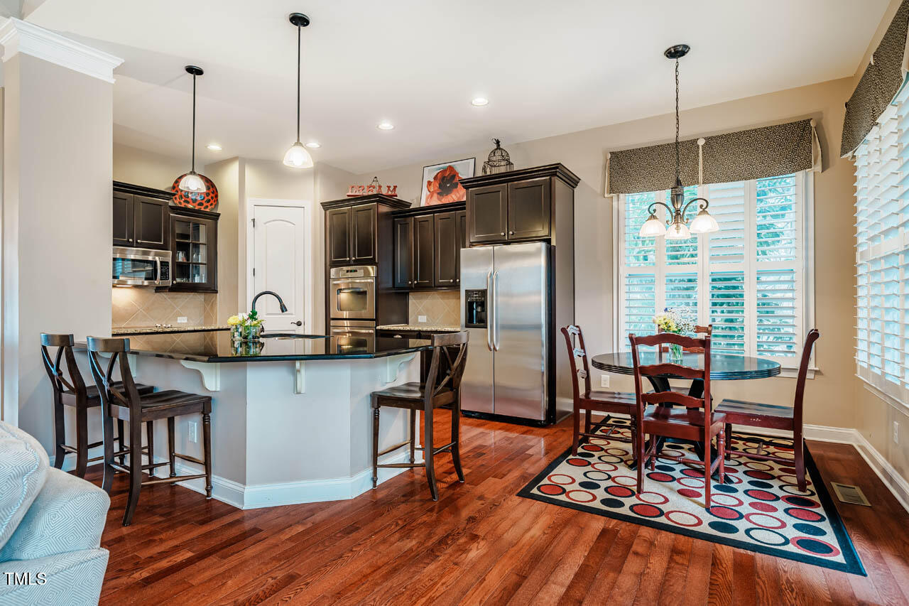 812 Long Meadows Road
