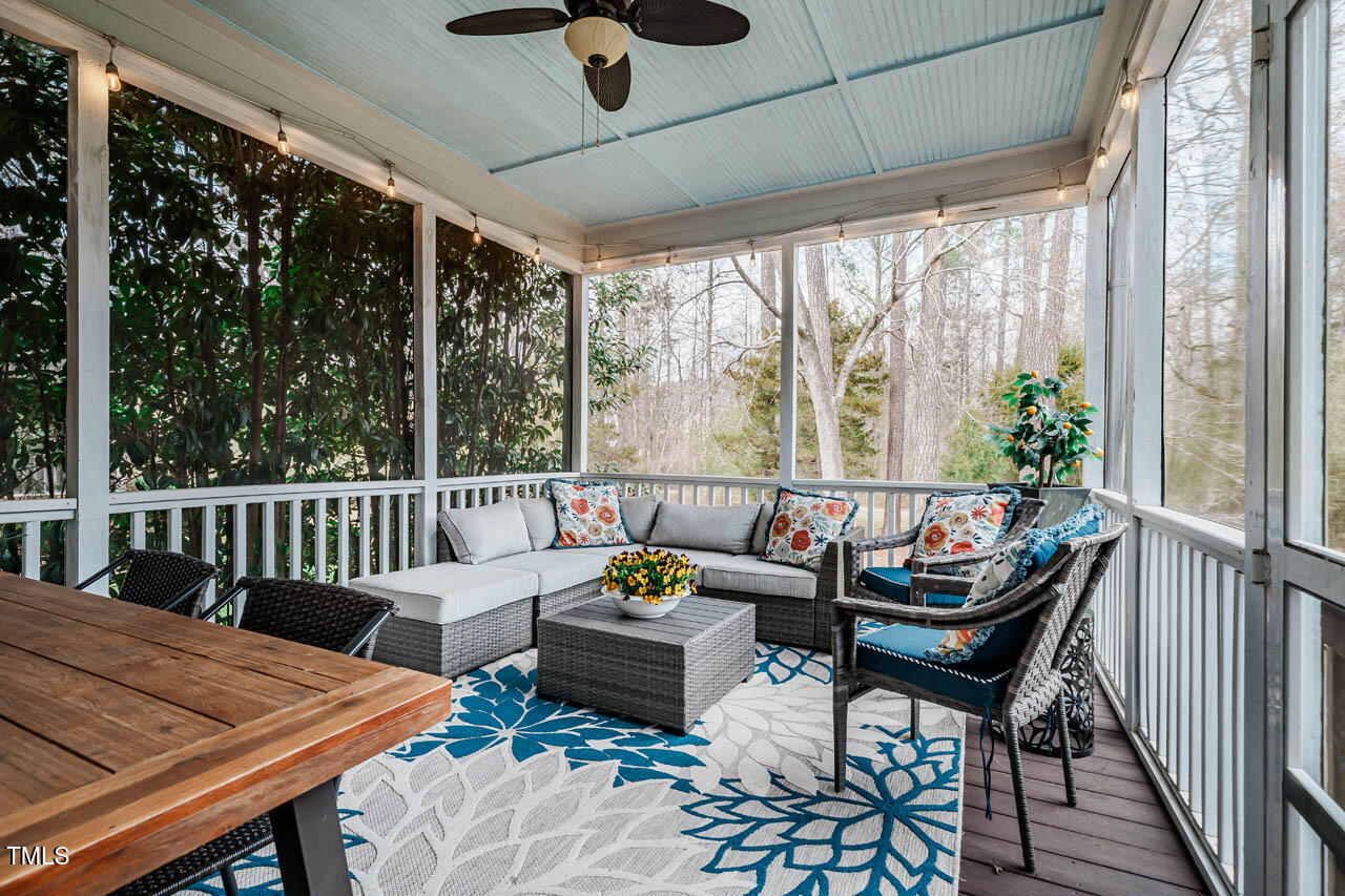 812 Long Meadows Road