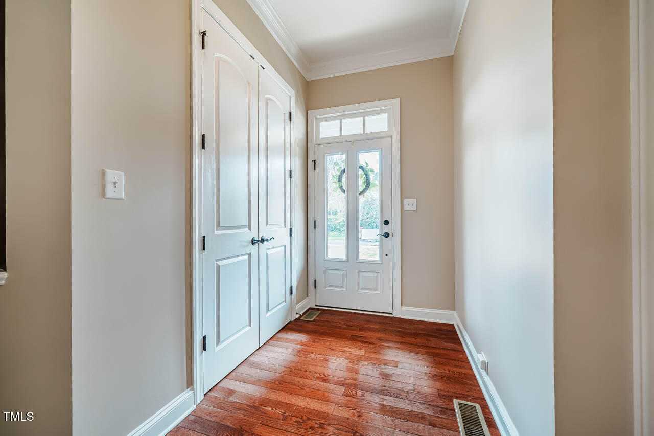 812 Long Meadows Road