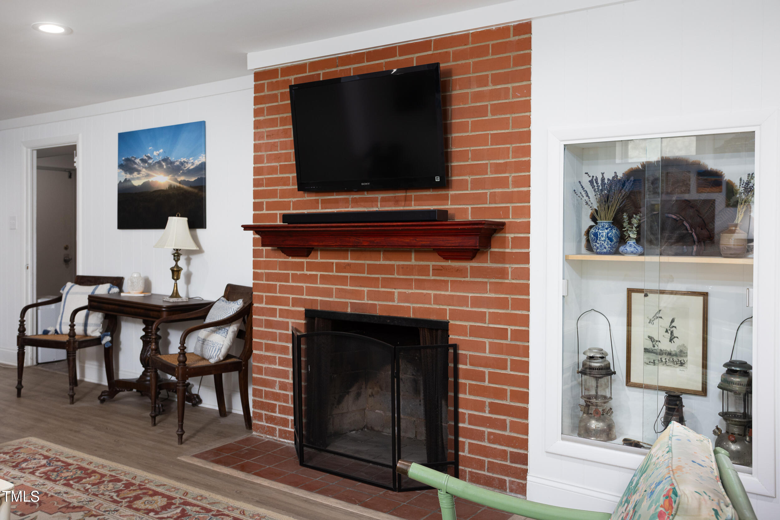 4605 Erwin Road