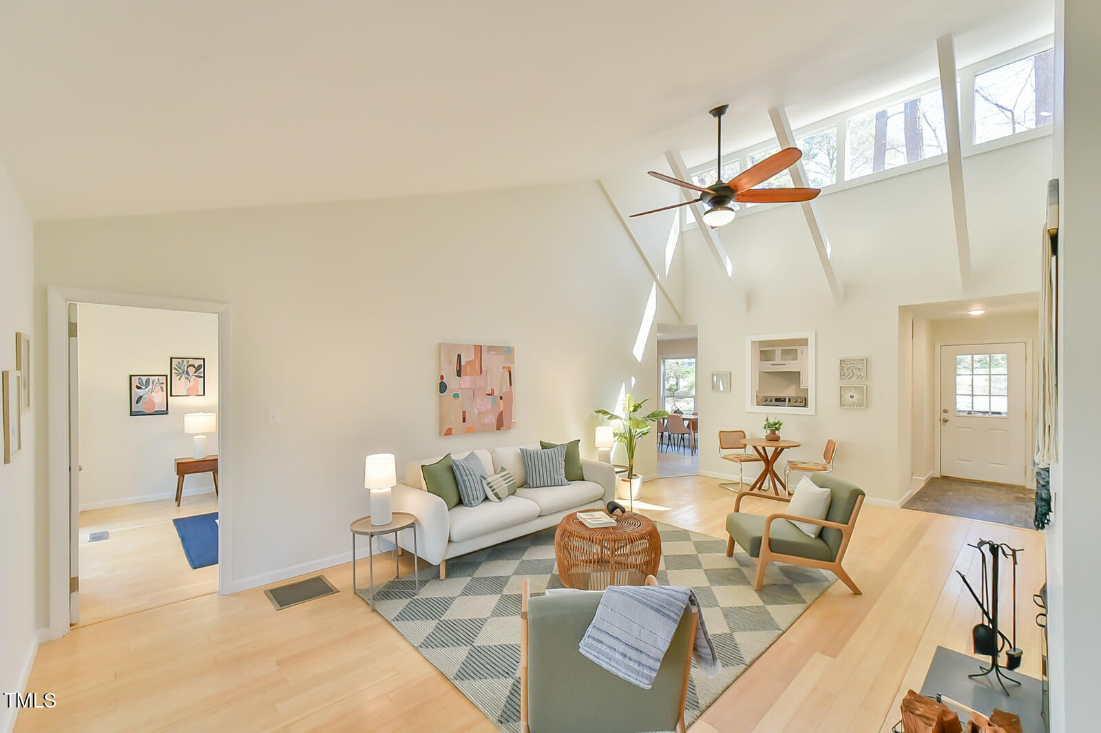 100 Briar Patch Lane