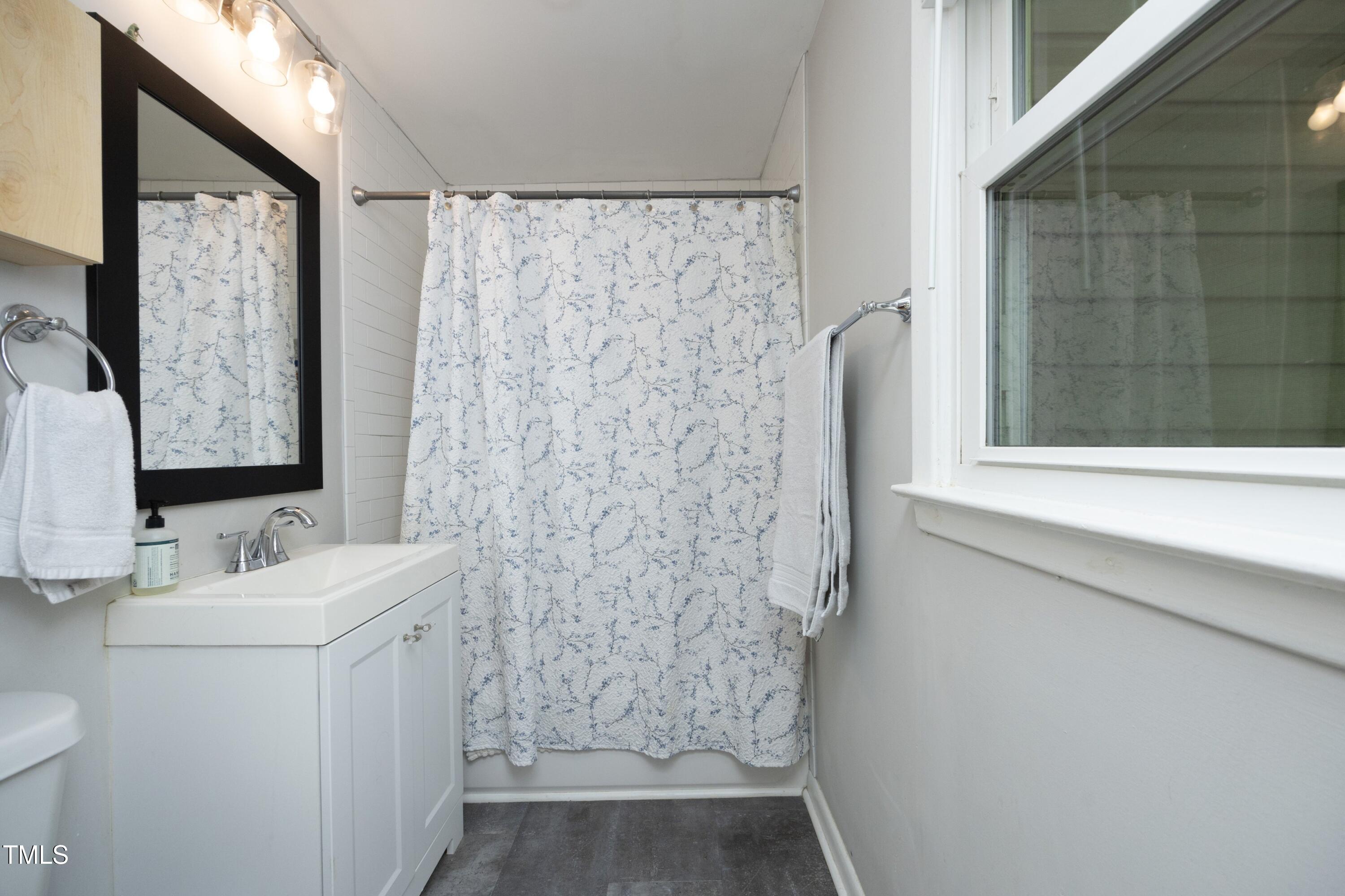 1004 Greenwich Street
