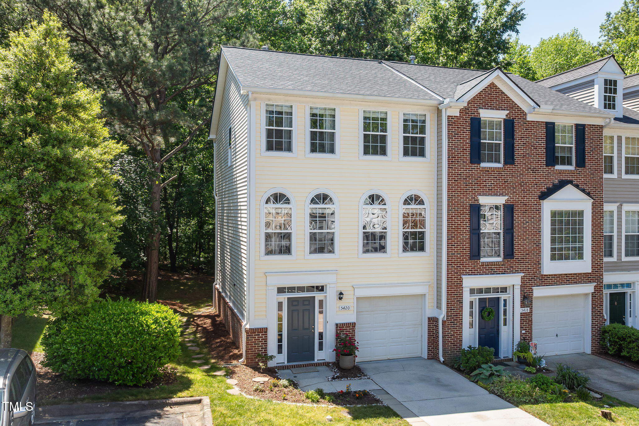 5420 Vista View Court