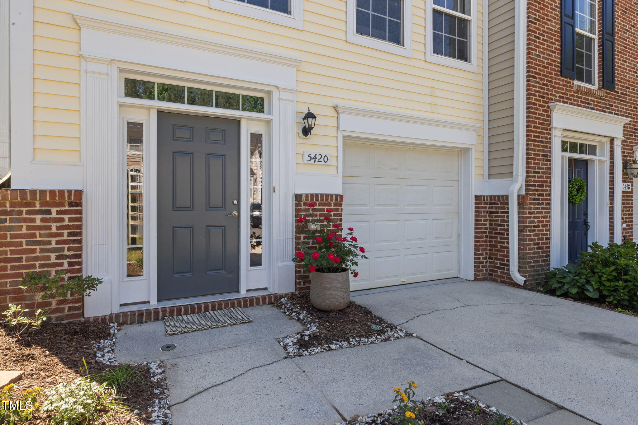 5420 Vista View Court
