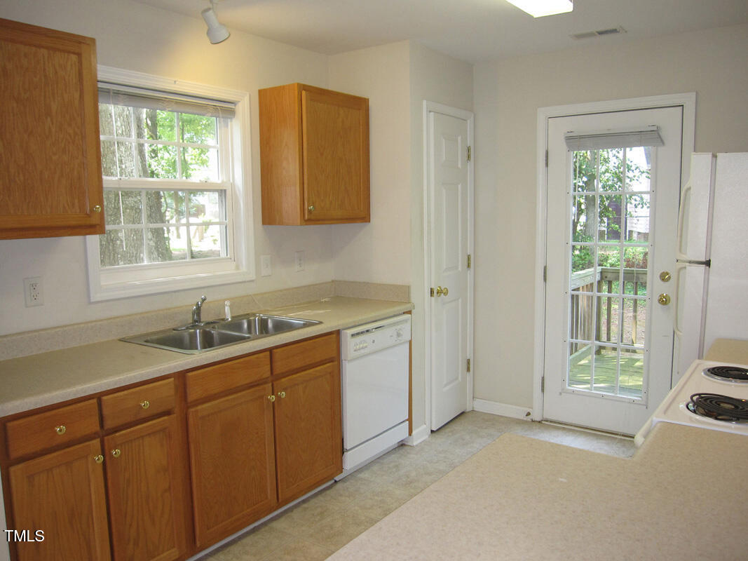 301 Hillsborough Road Unit: C+D