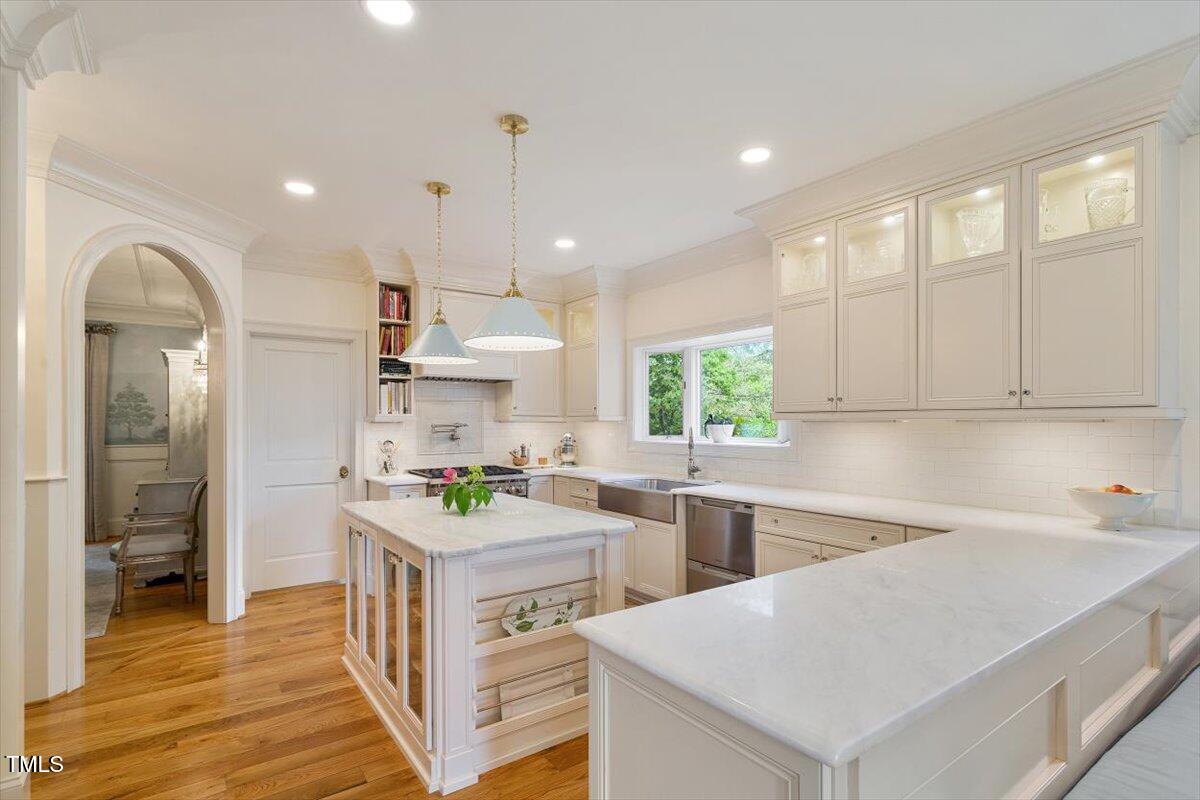 801 Pinehurst Drive
