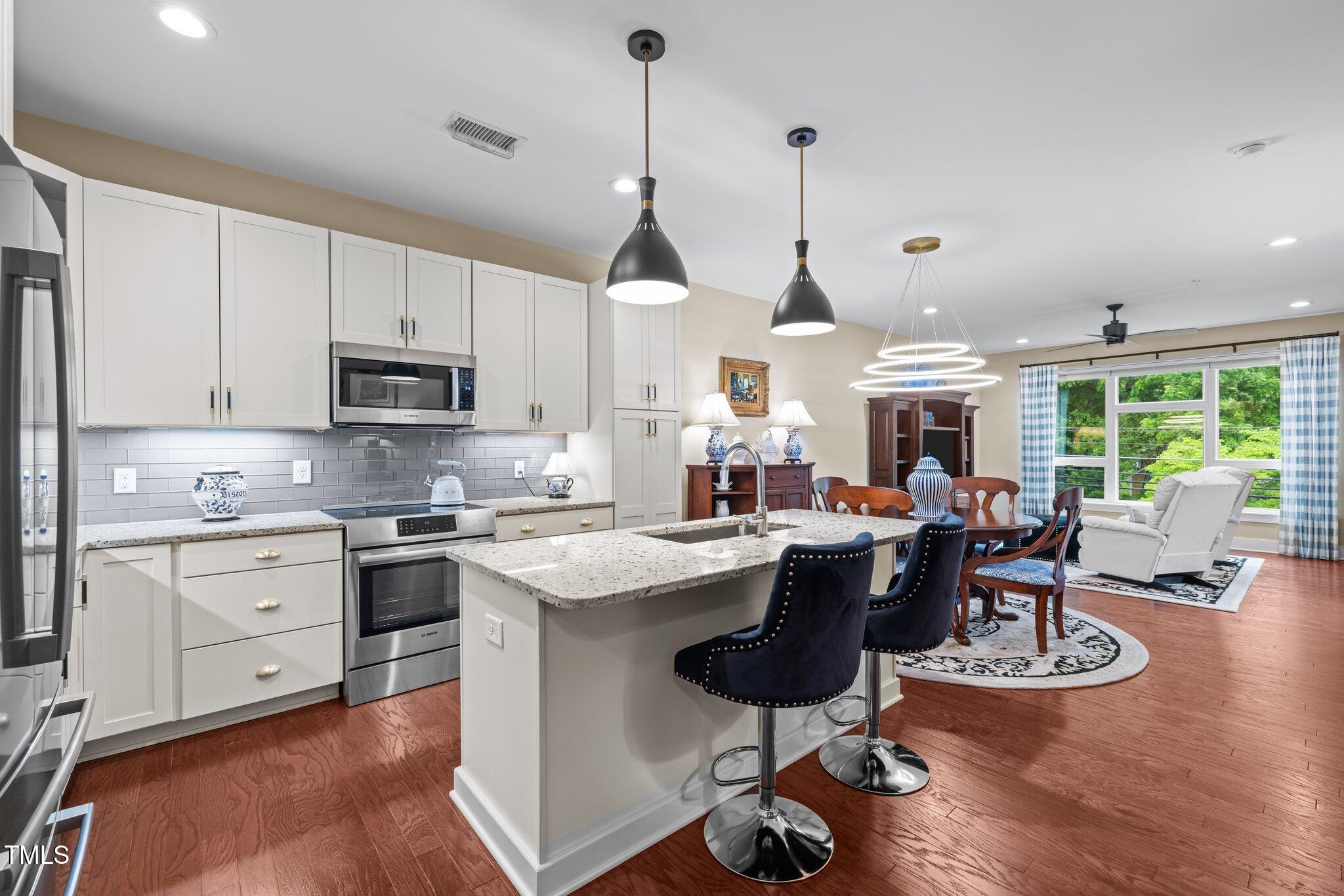 515 N Churton Street # 203