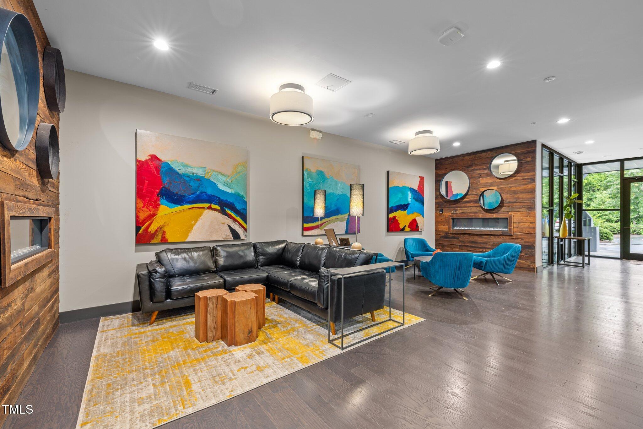 515 N Churton Street # 203