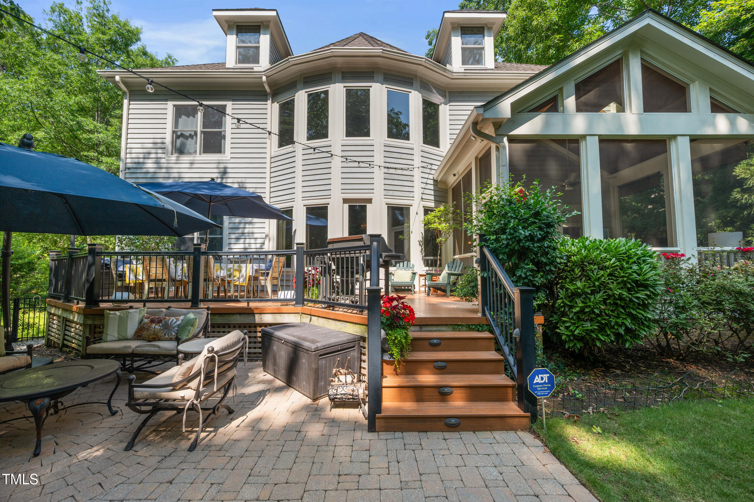 105 Cross Creek Drive