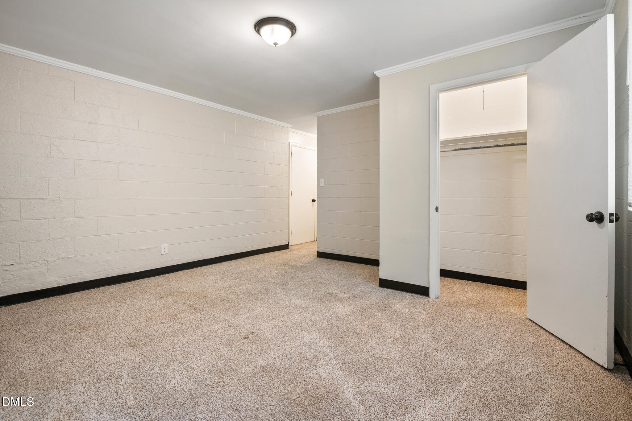 2209-2211 Morehead Avenue