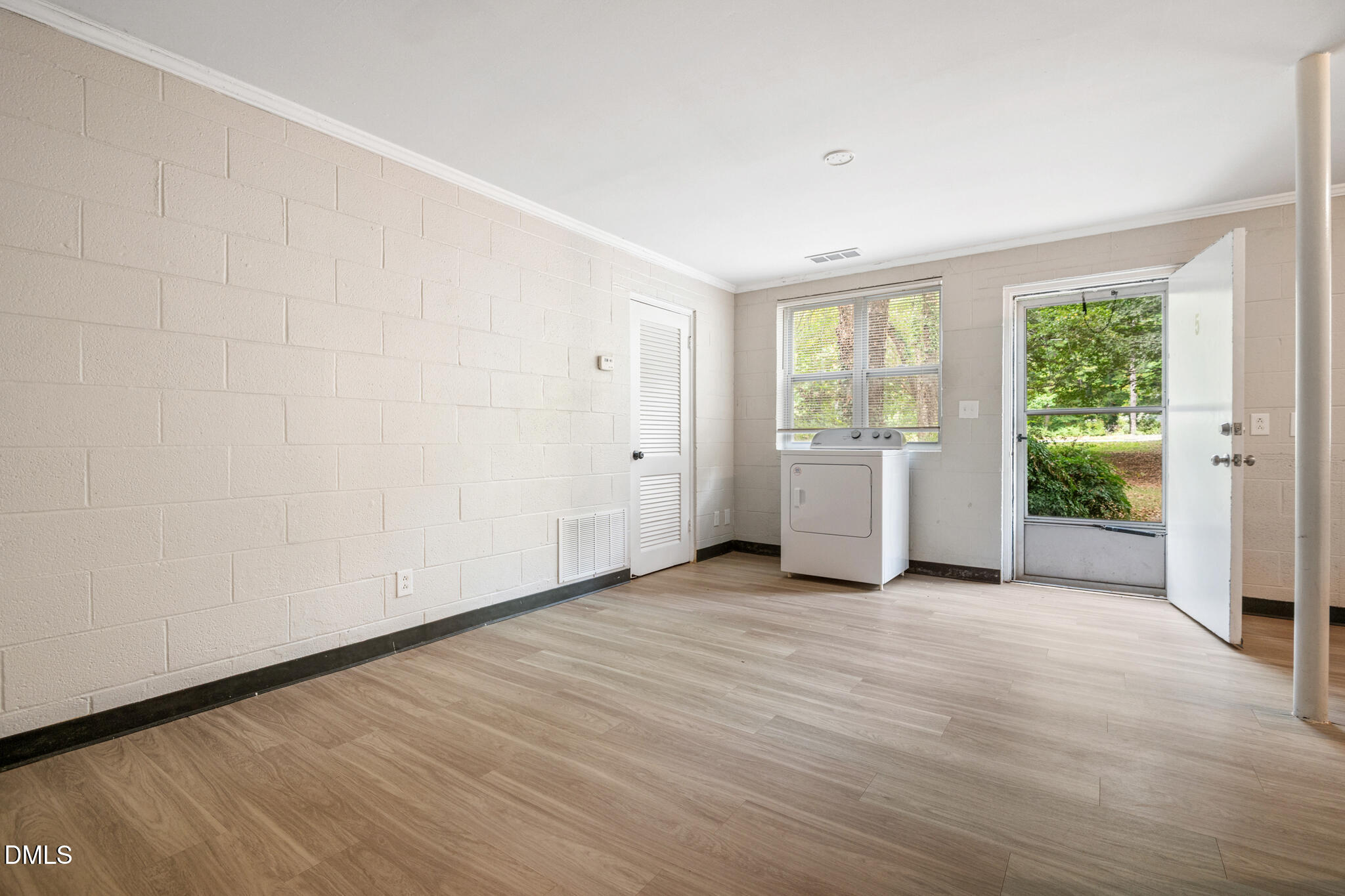 2209-2211 Morehead Avenue