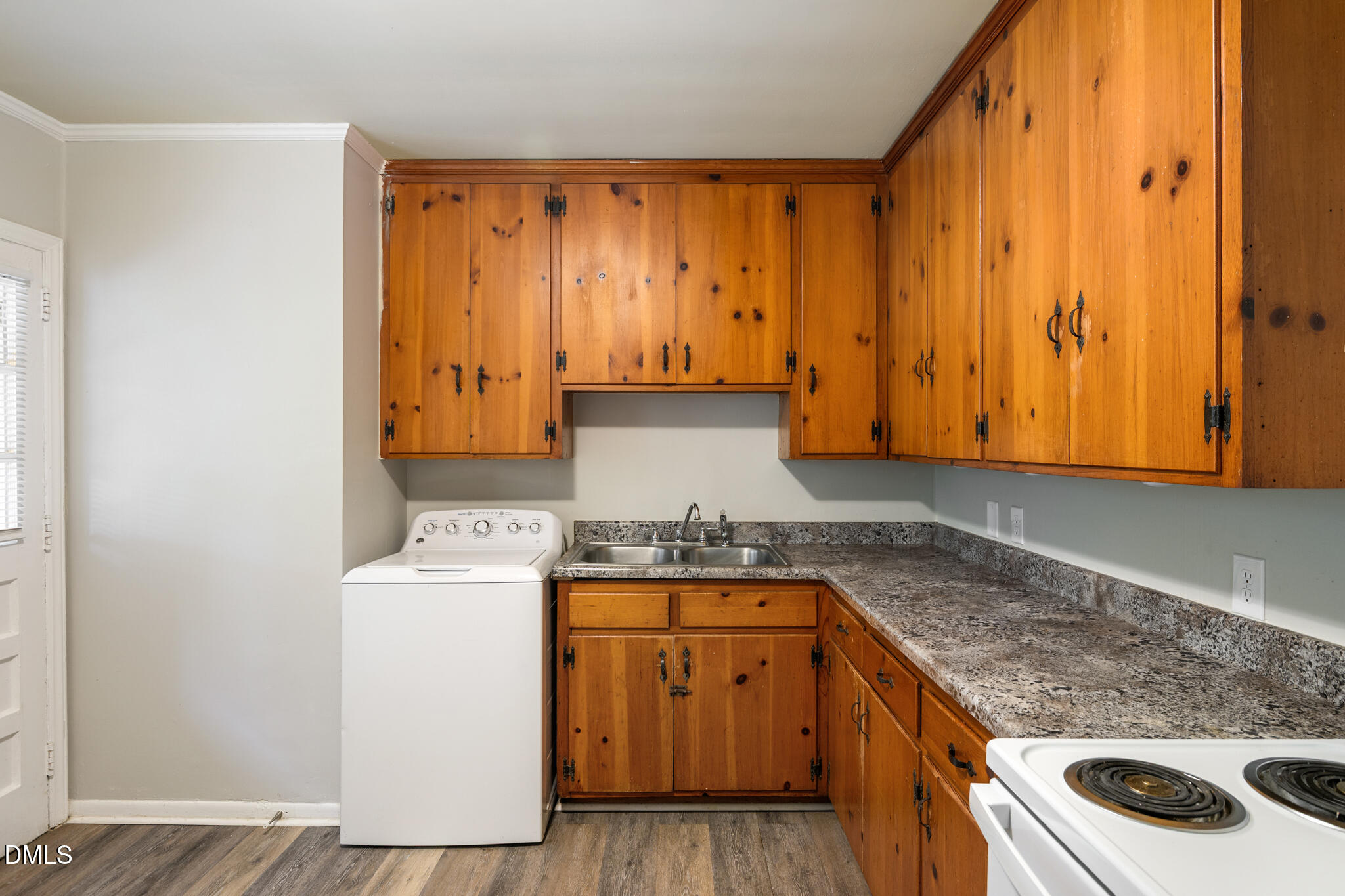 2209-2211 Morehead Avenue