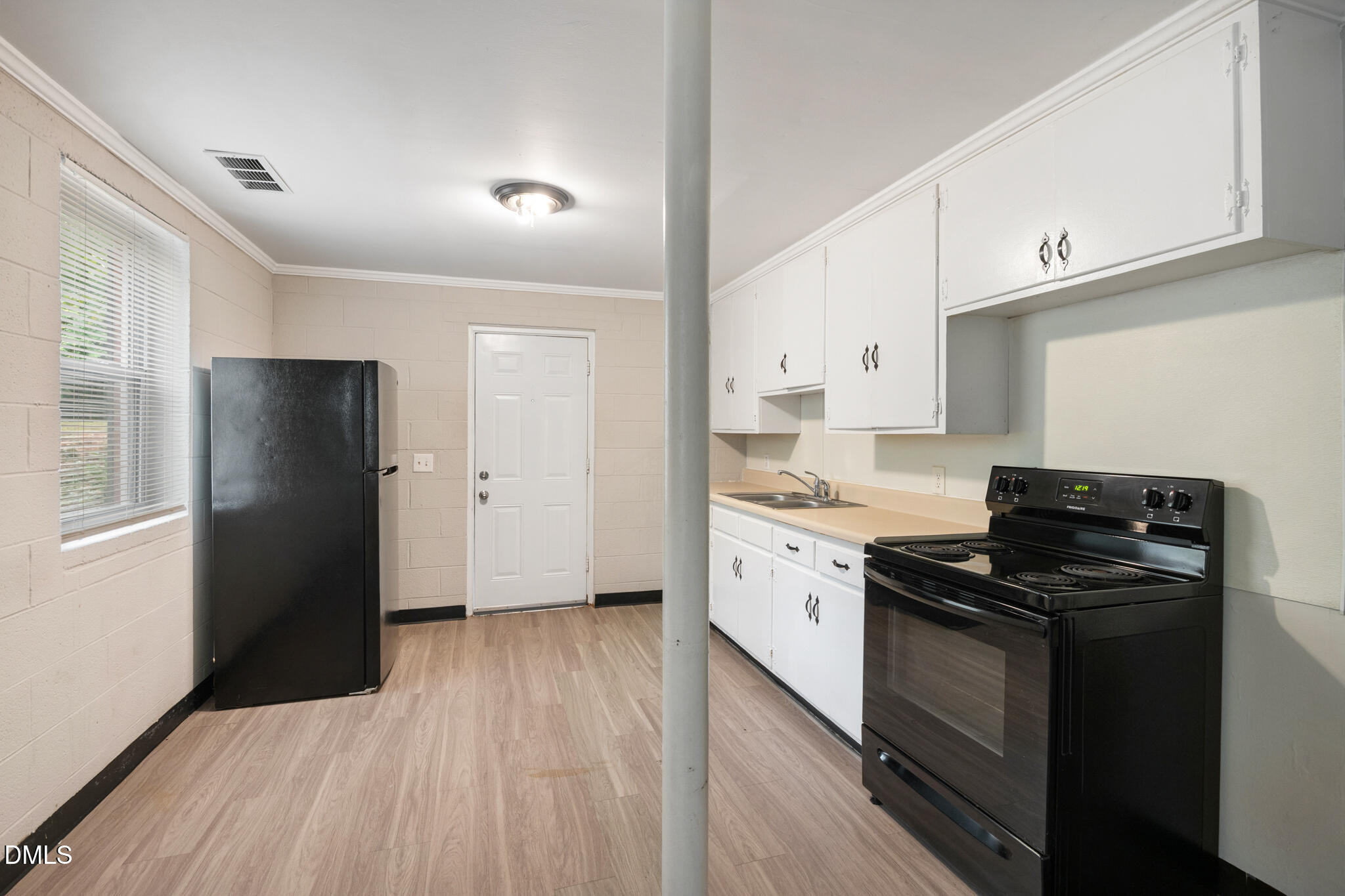 2209-2211 Morehead Avenue