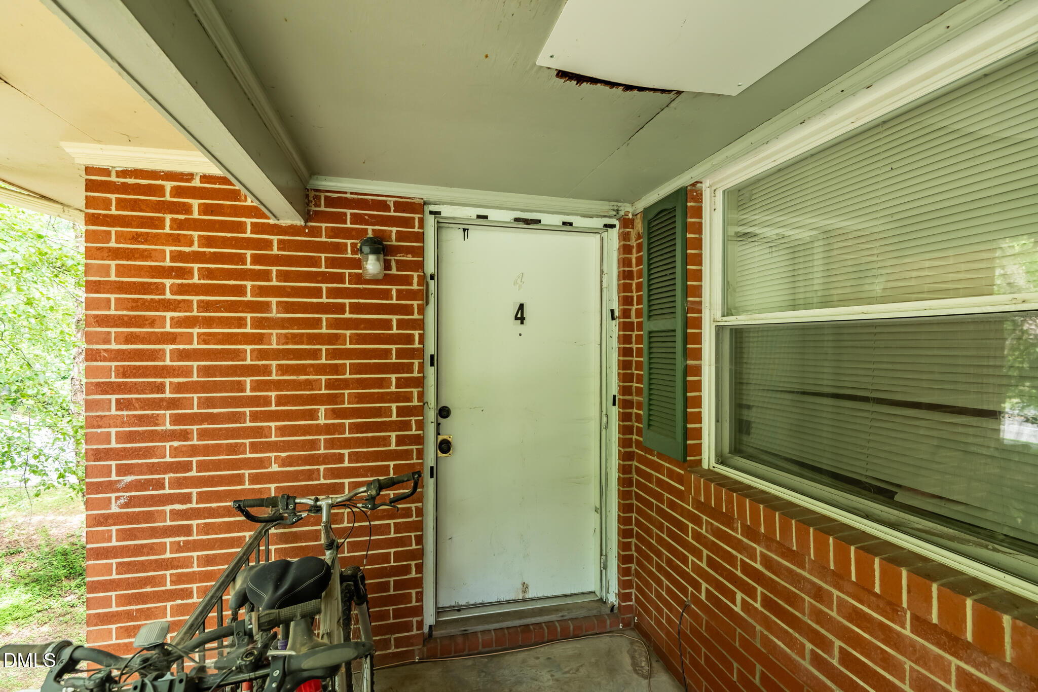 2209-2211 Morehead Avenue