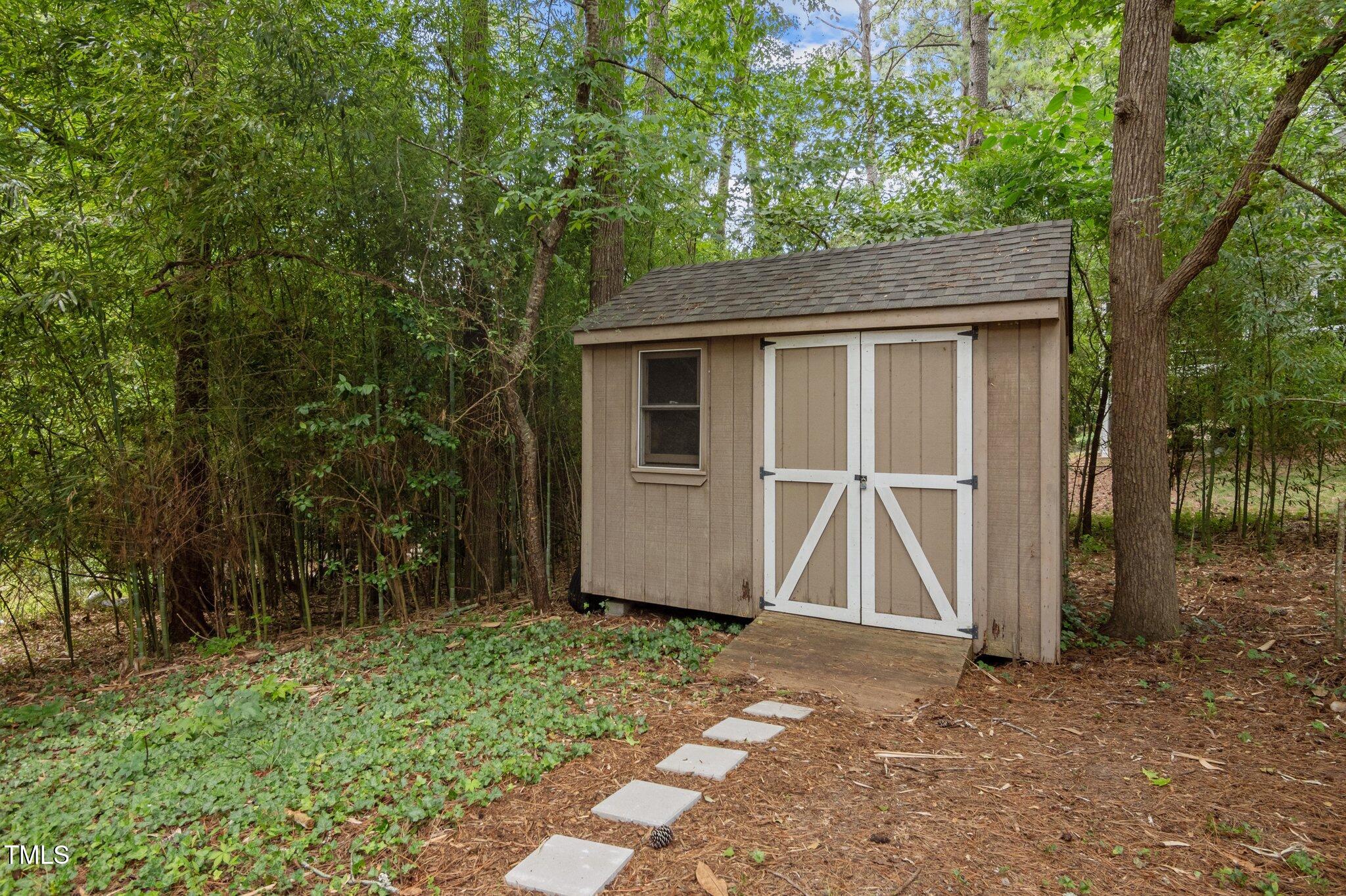 1205 Willow Drive