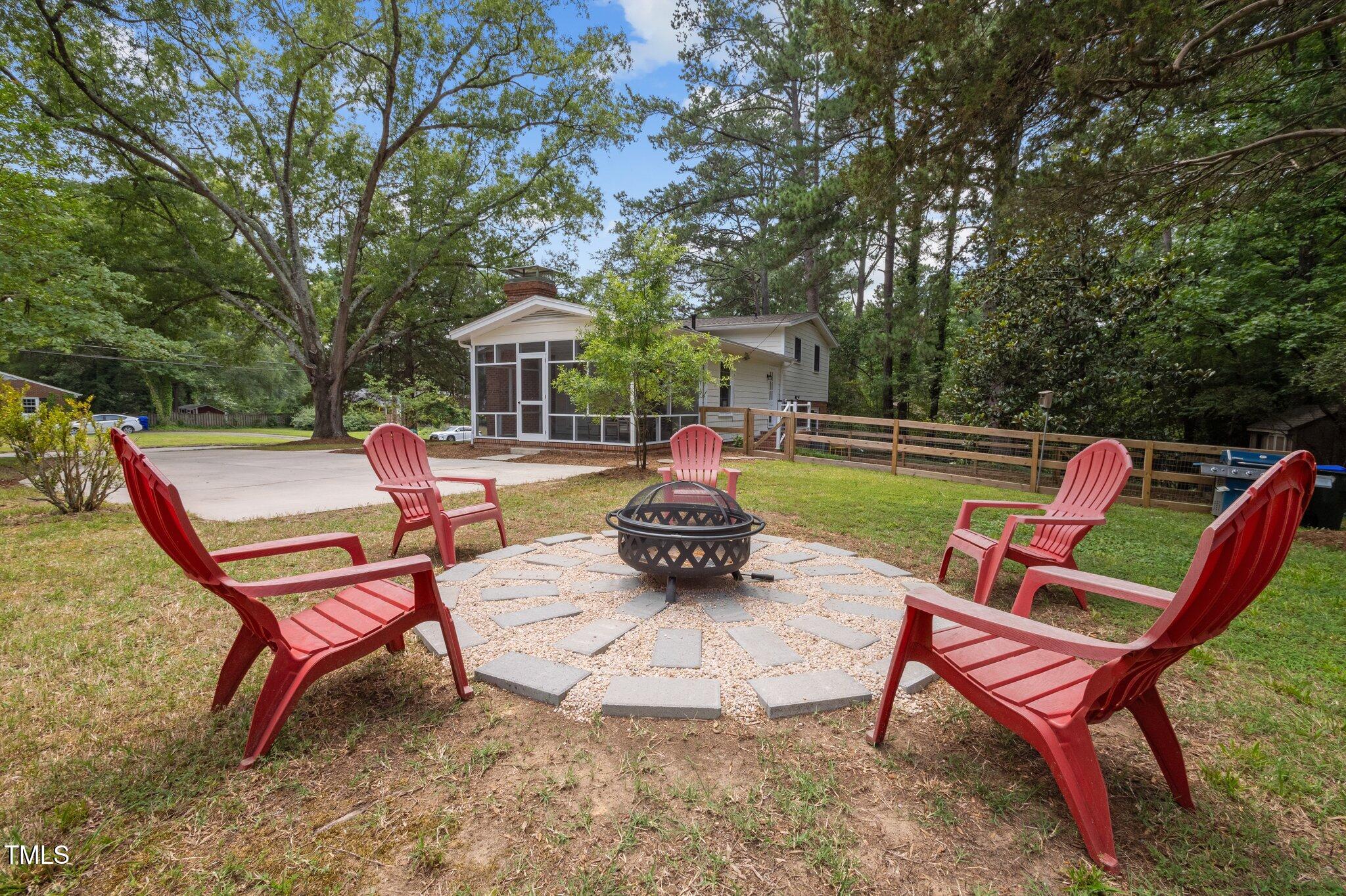 1205 Willow Drive