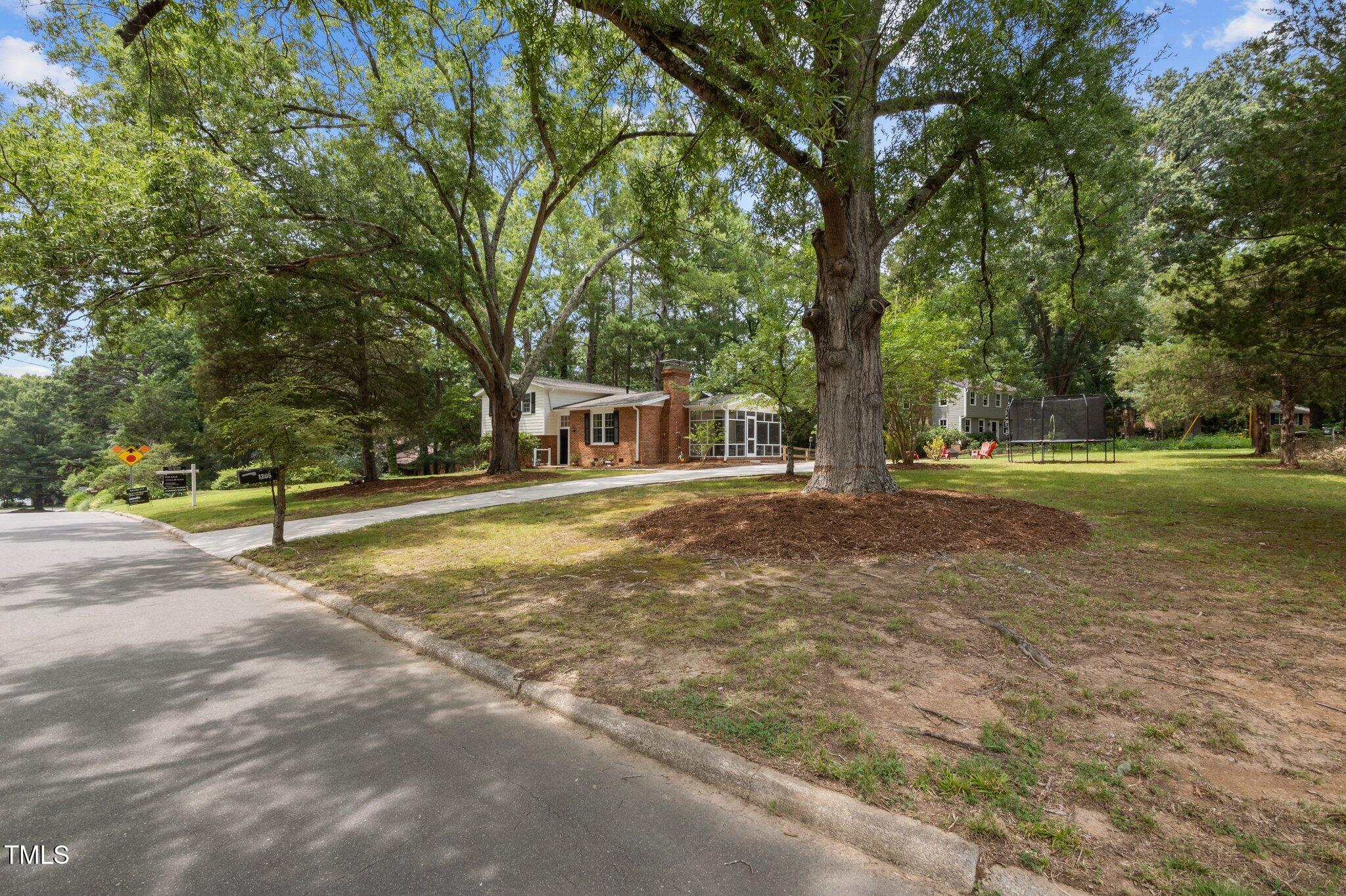 1205 Willow Drive
