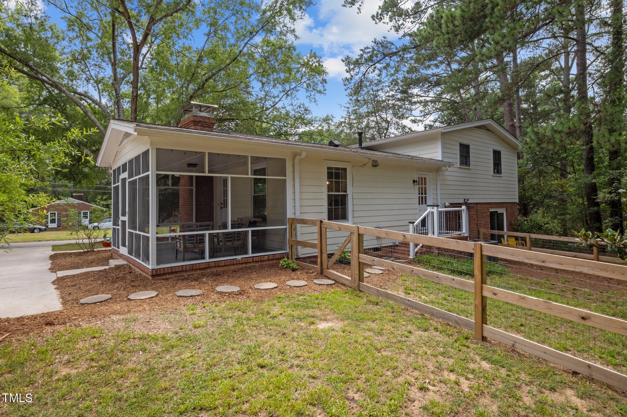 1205 Willow Drive