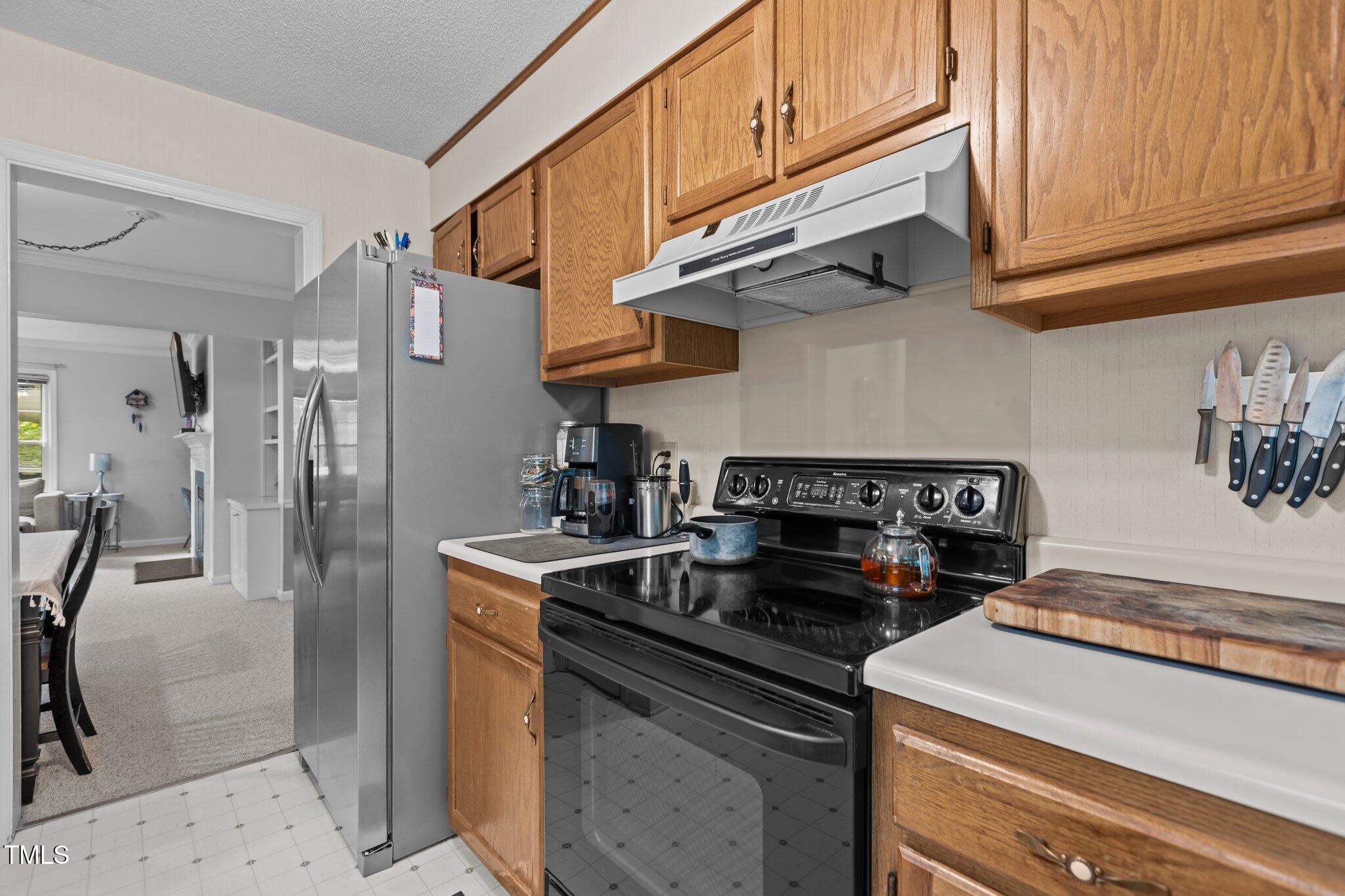 2214 Pathway Drive