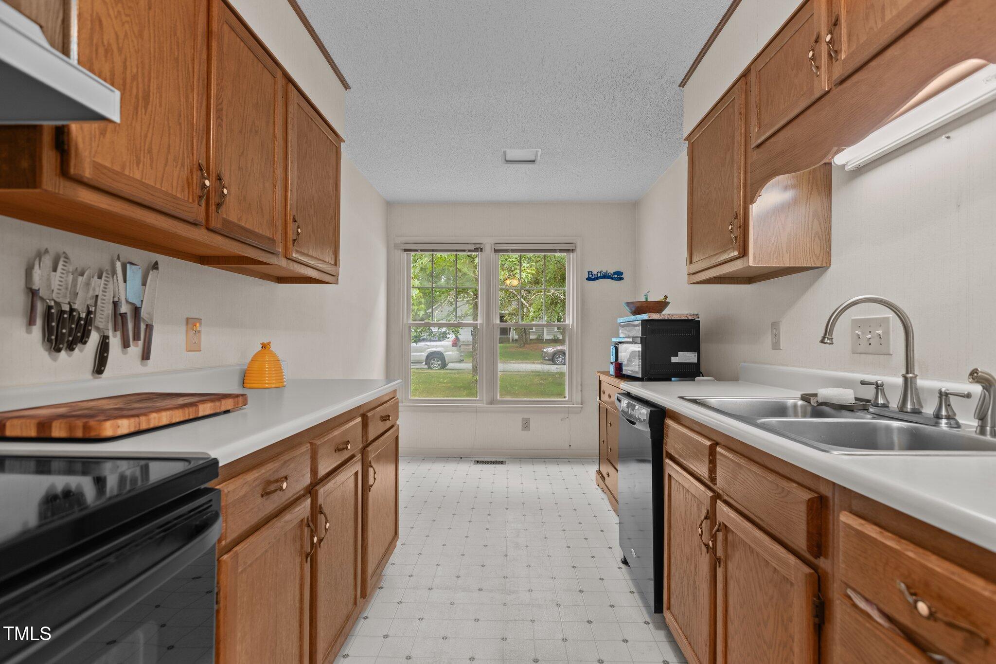 2214 Pathway Drive