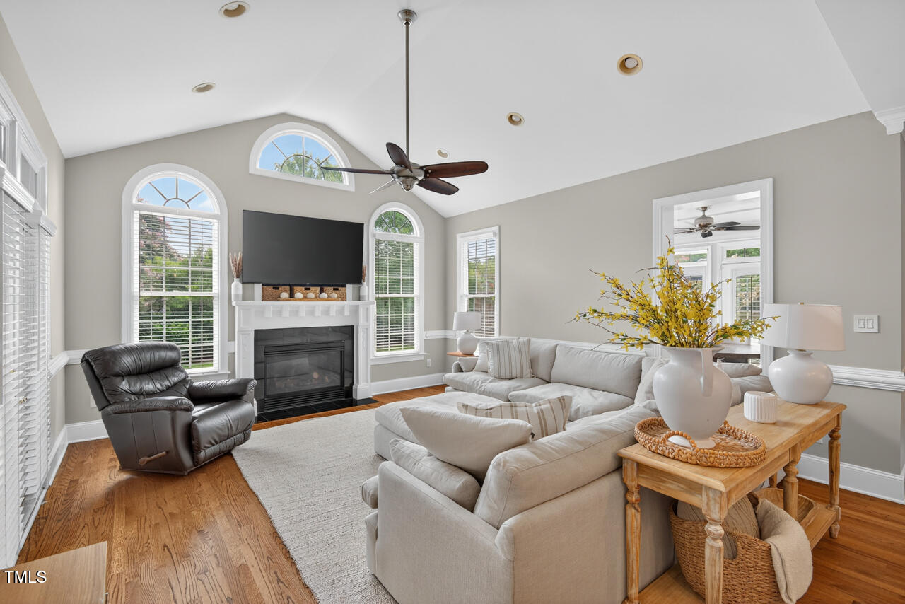 3 Crepe Myrtle Place