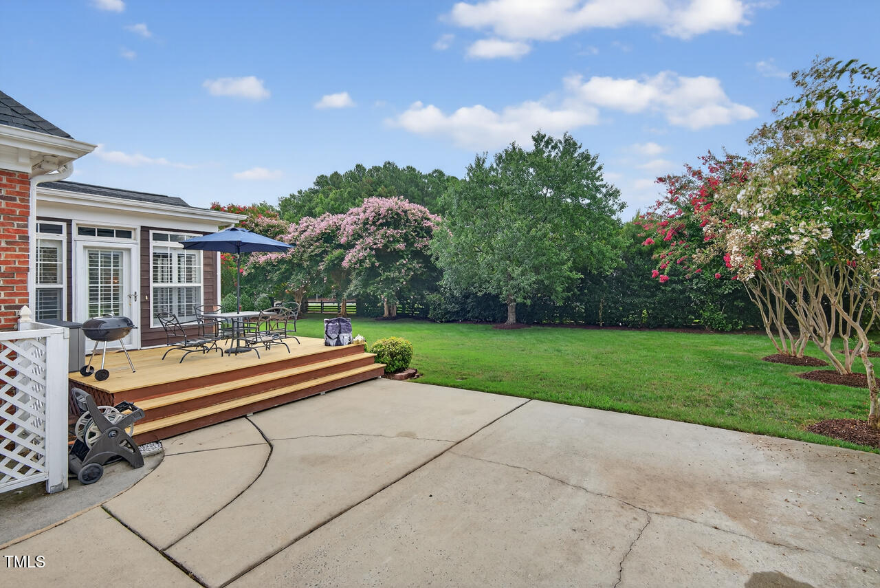 3 Crepe Myrtle Place