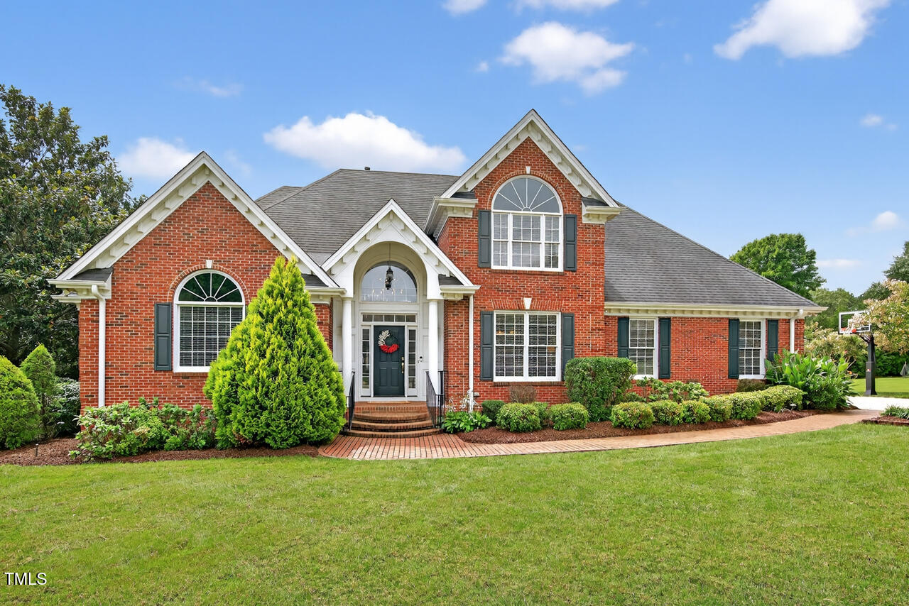 3 Crepe Myrtle Place