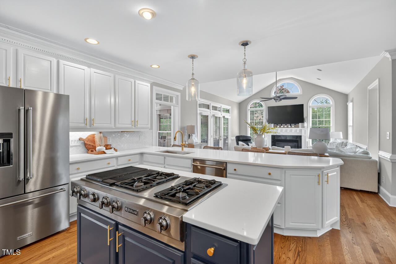 3 Crepe Myrtle Place