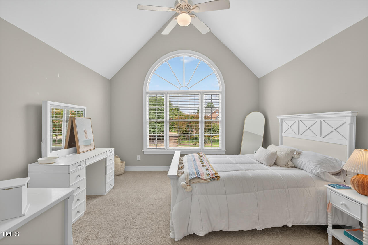 3 Crepe Myrtle Place