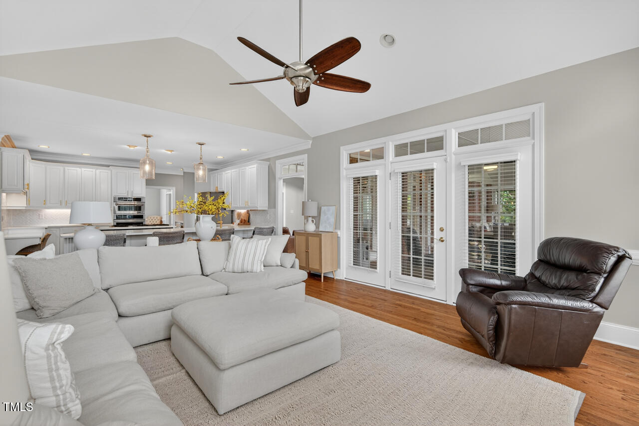 3 Crepe Myrtle Place