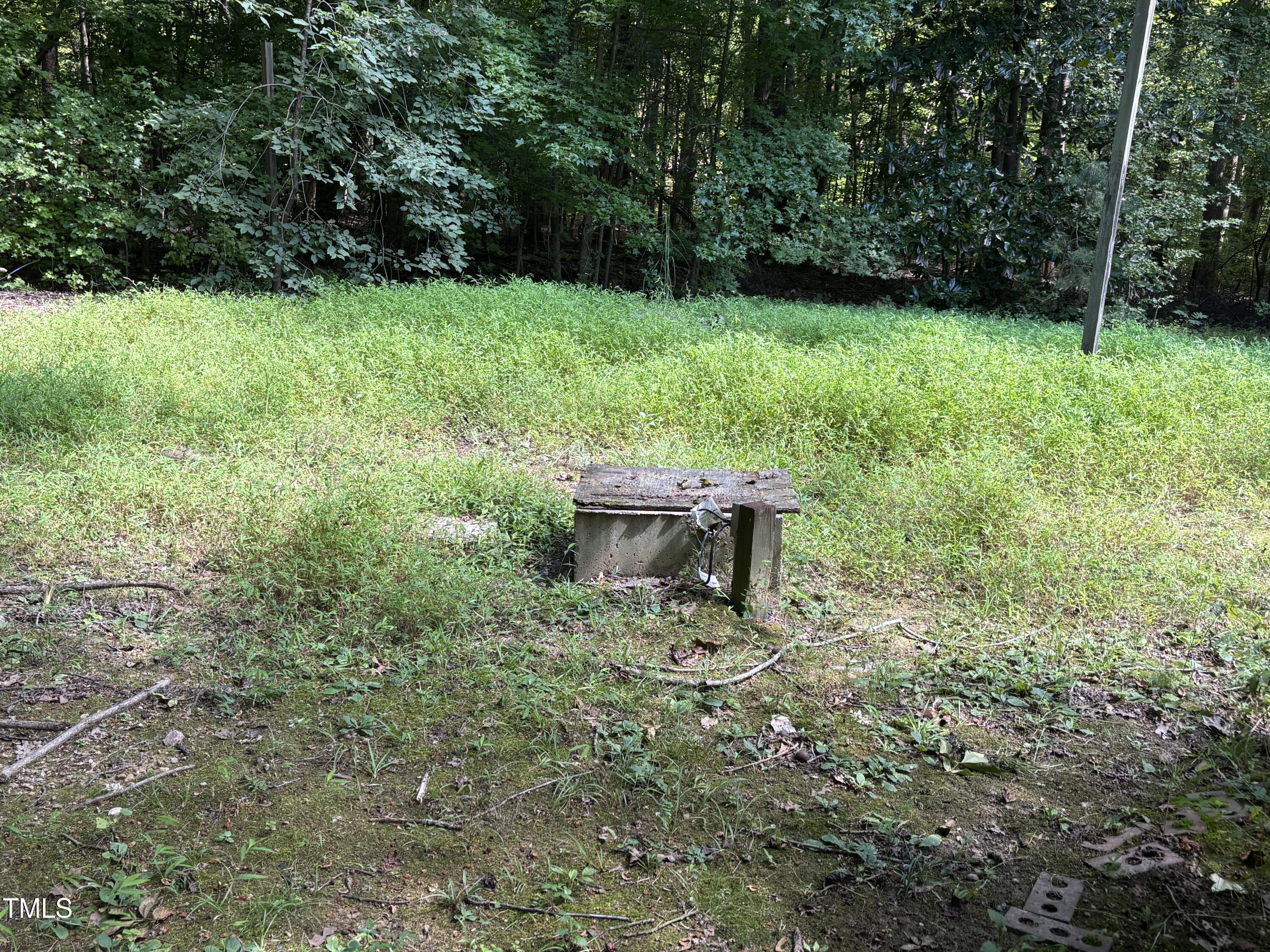 2424 Shadetree Road