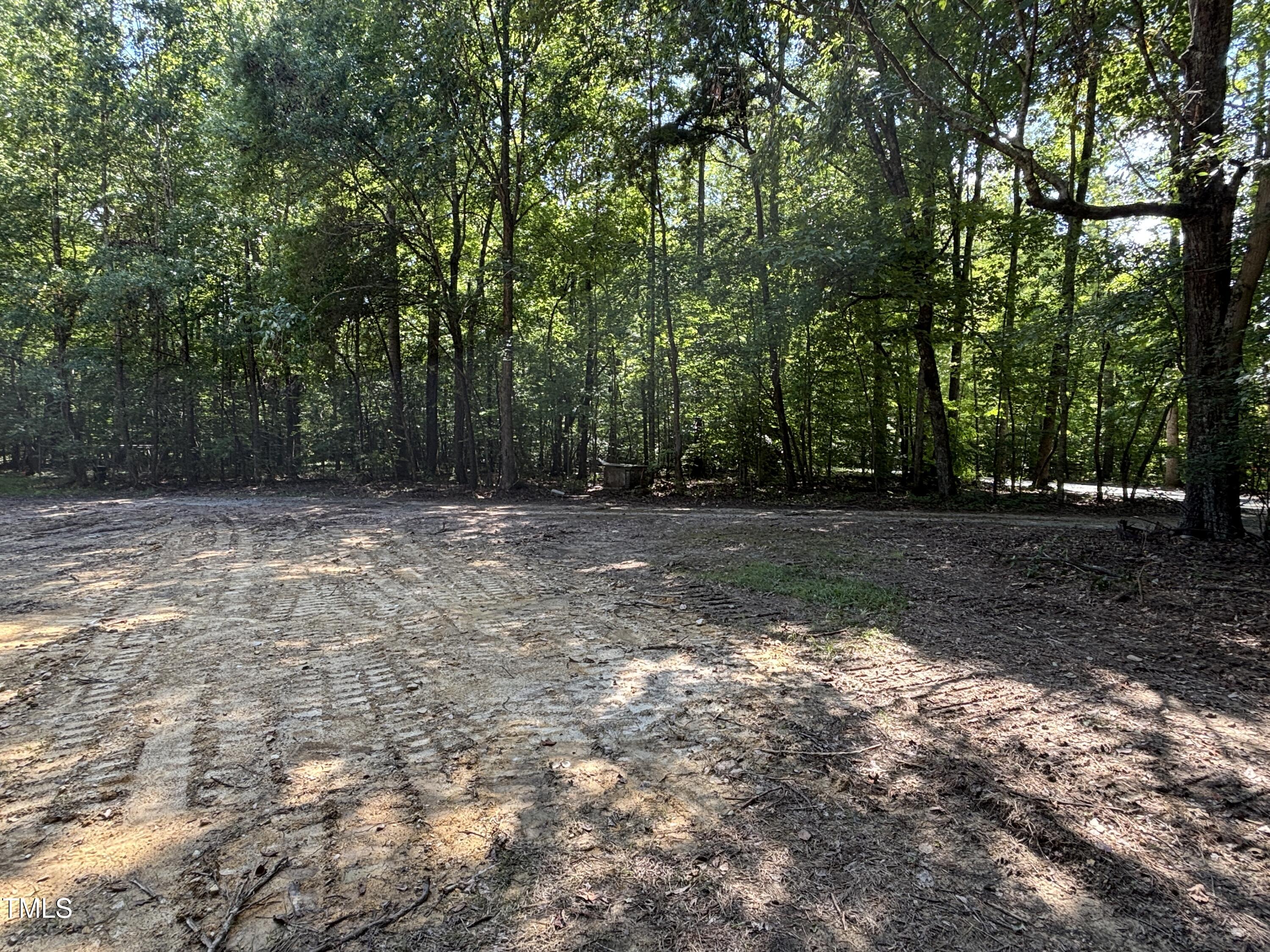 2424 Shadetree Road