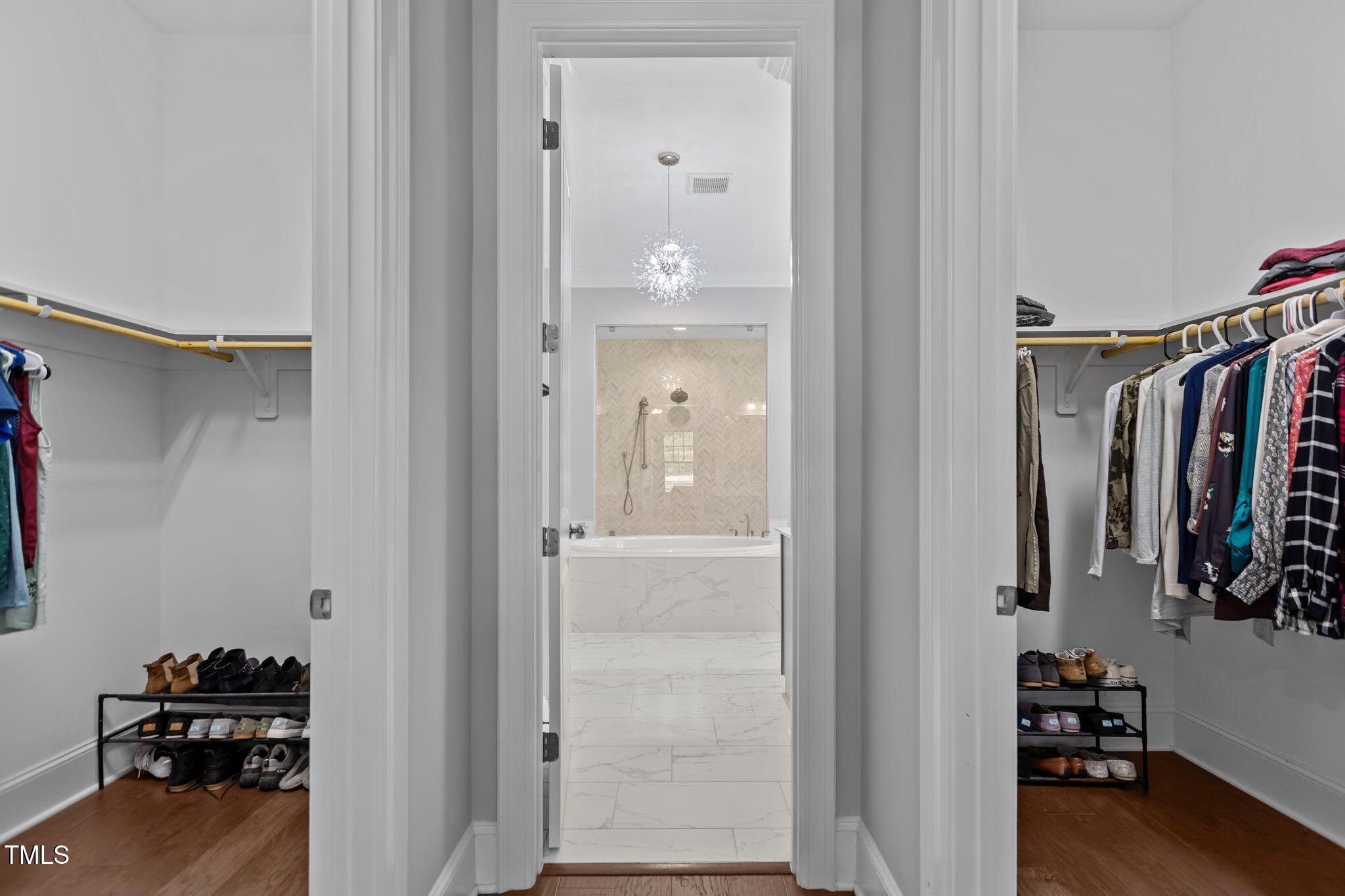 1017 Mountain Vista Lane