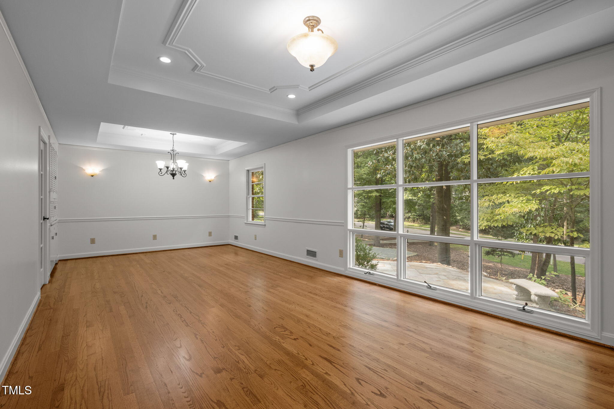 305 N Elliiot Rd Road
