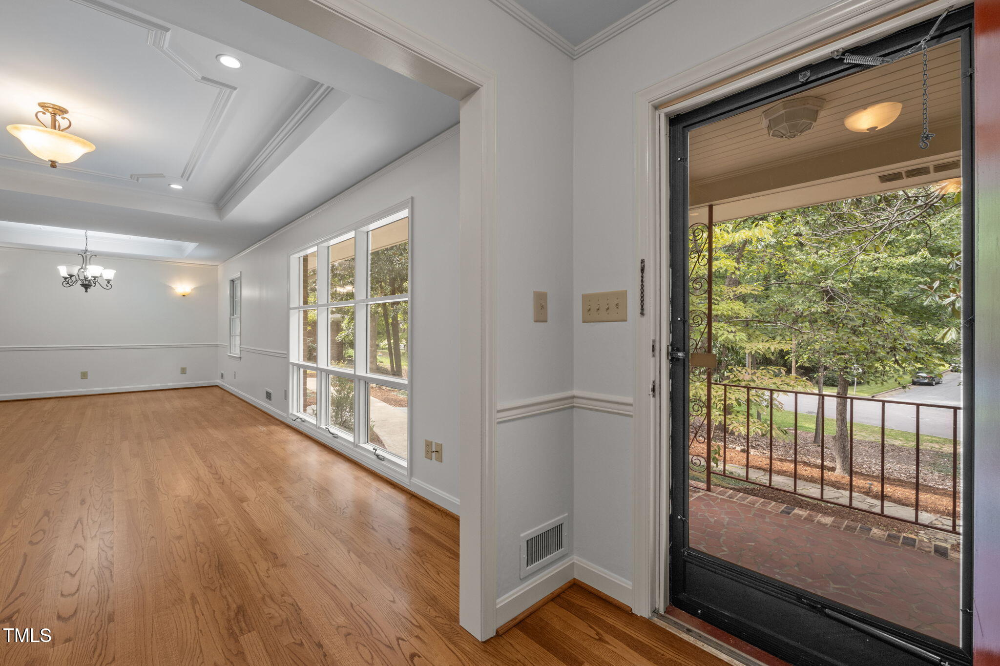305 N Elliiot Rd Road