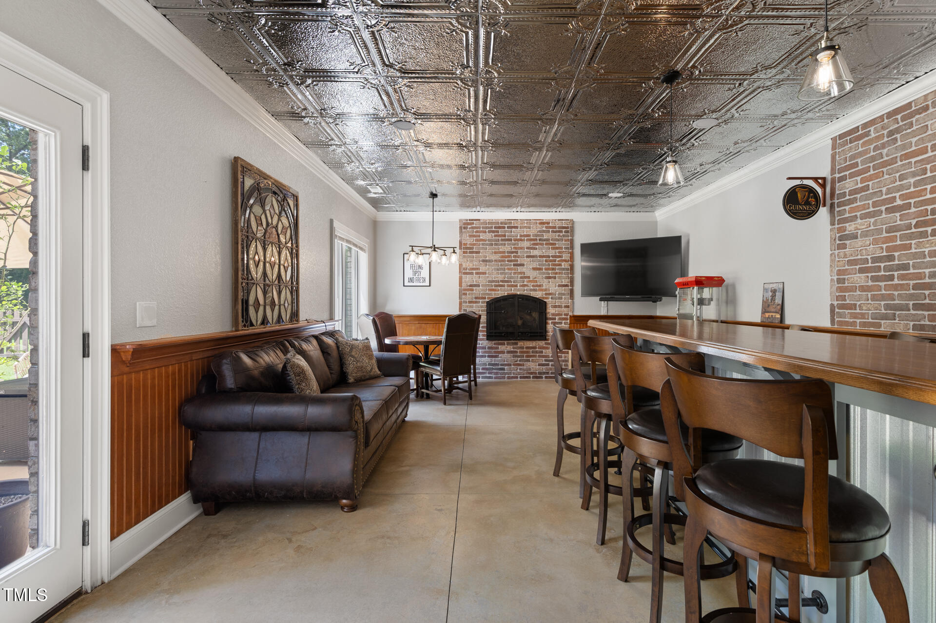 707 Walnut Hill Drive