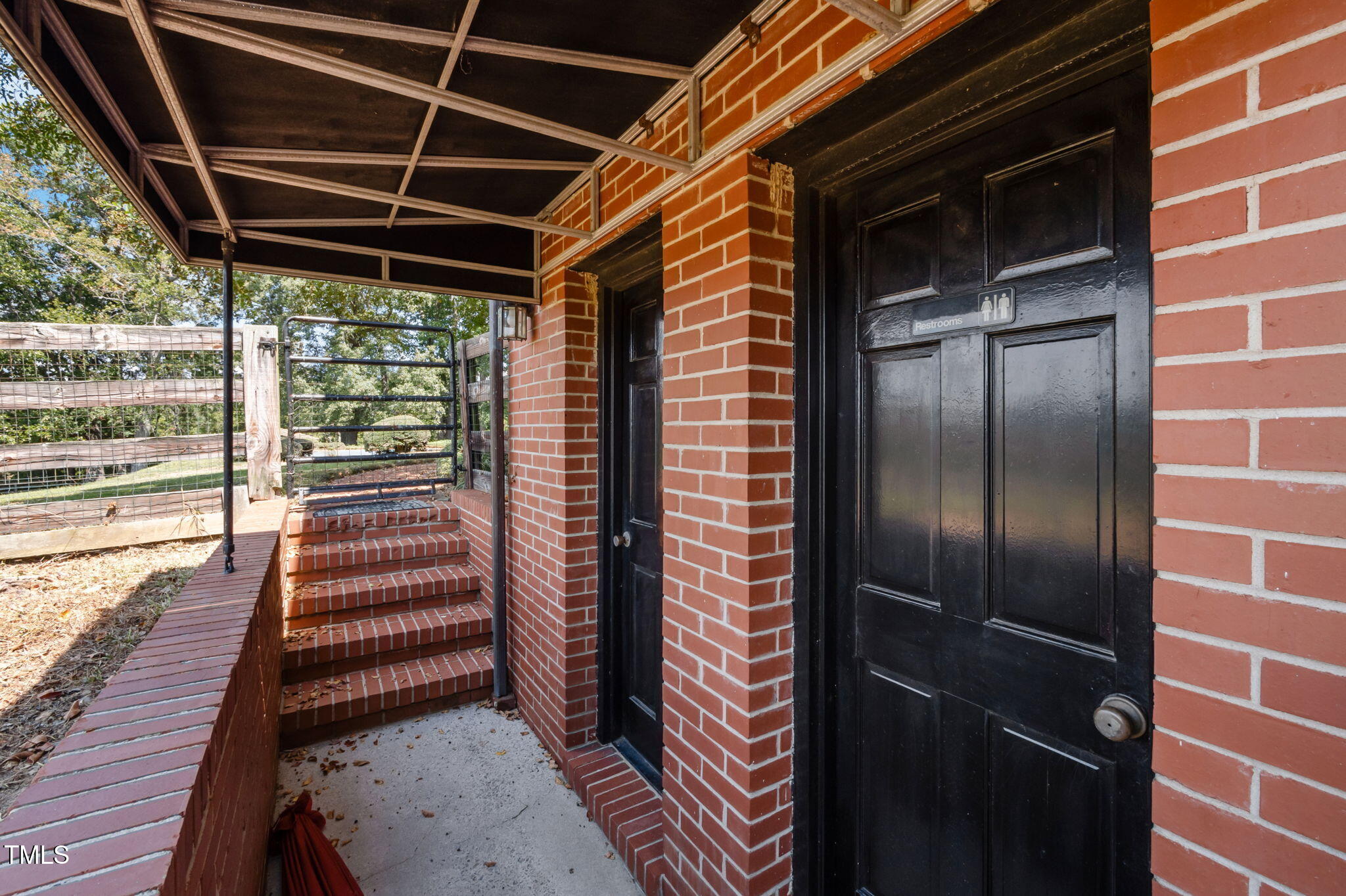 418 Quail Roost Farm Road