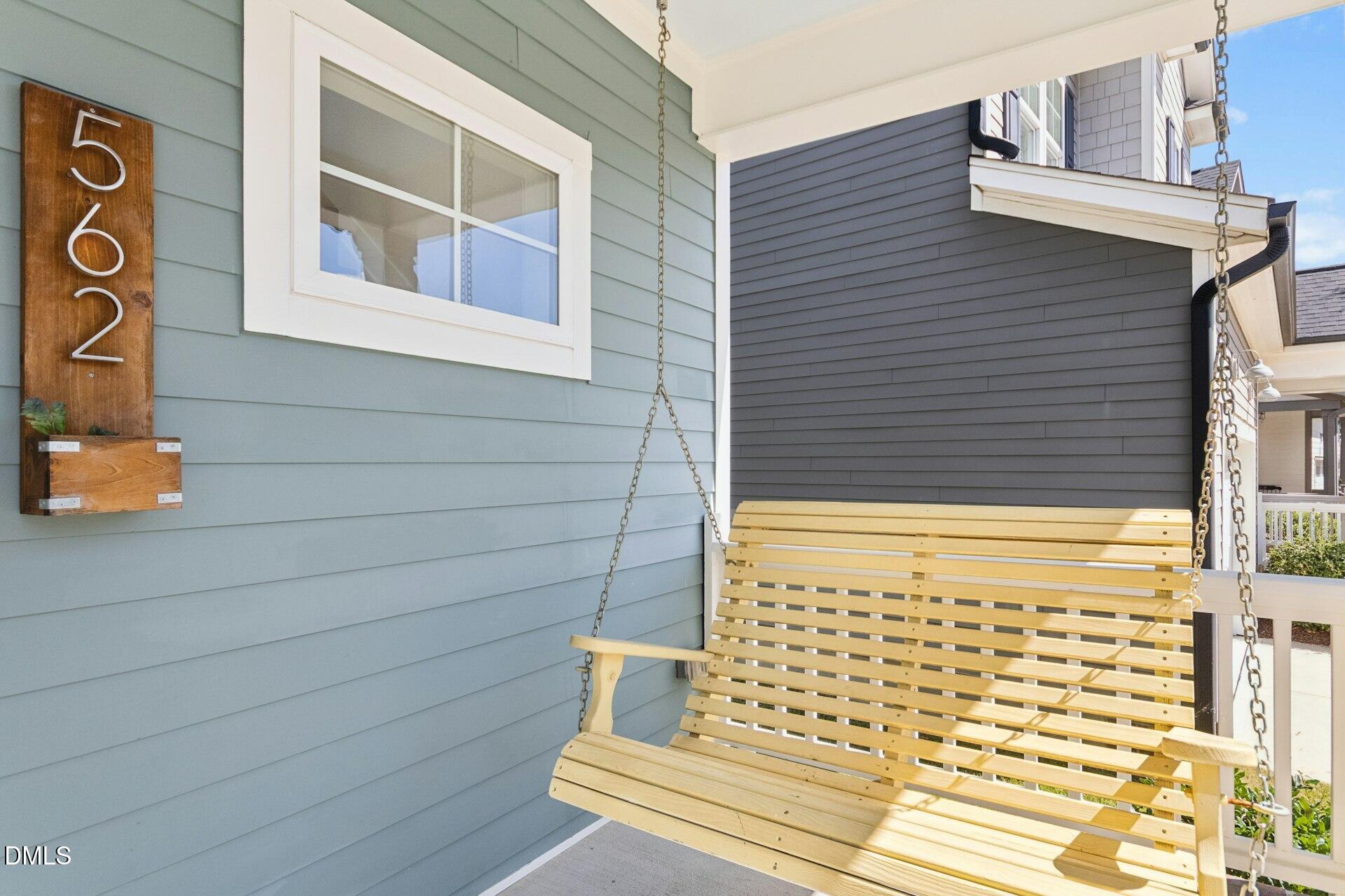 562 Beacon Ridge Boulevard